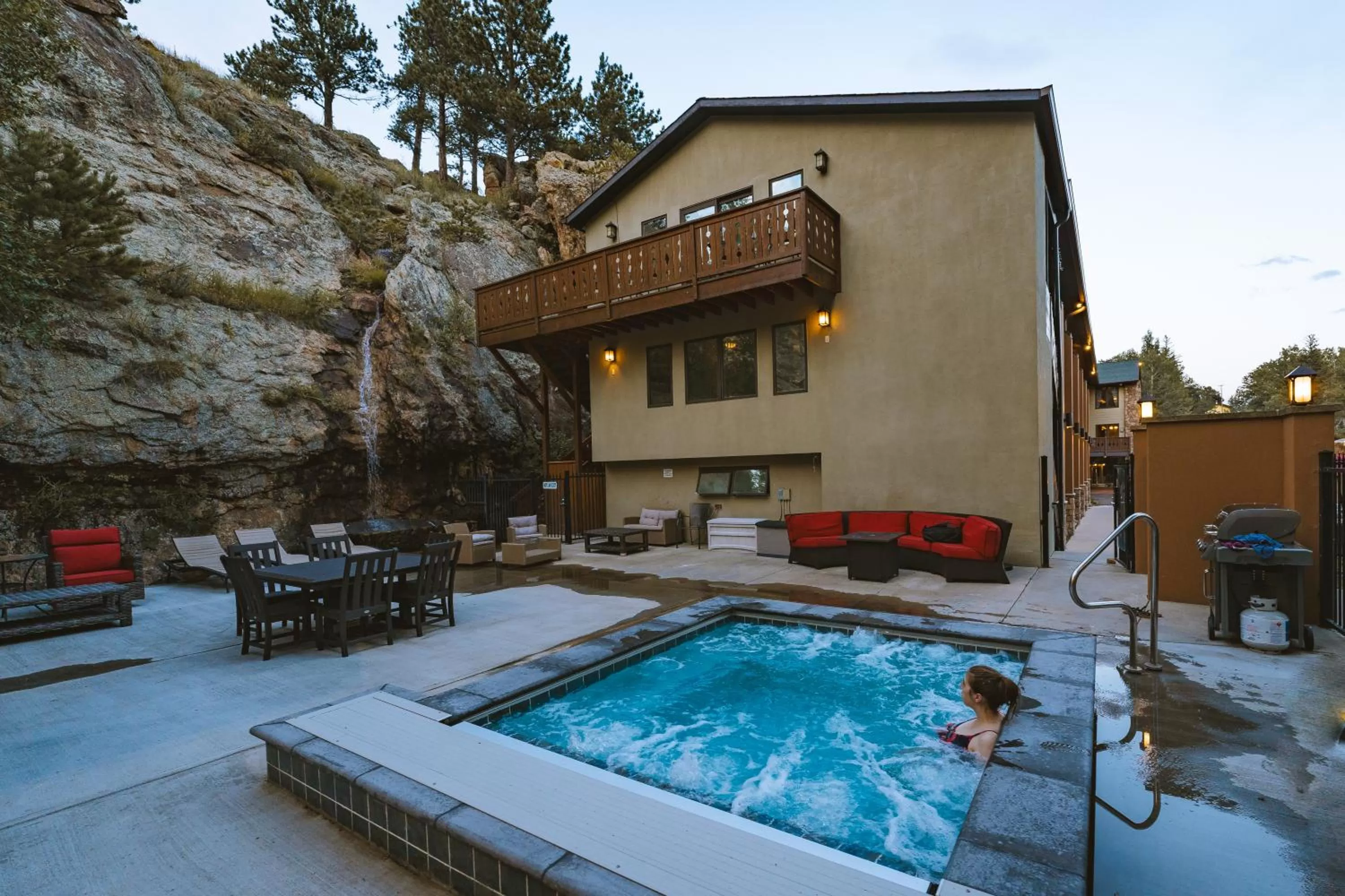 Hot Tub in Silver Moon Inn