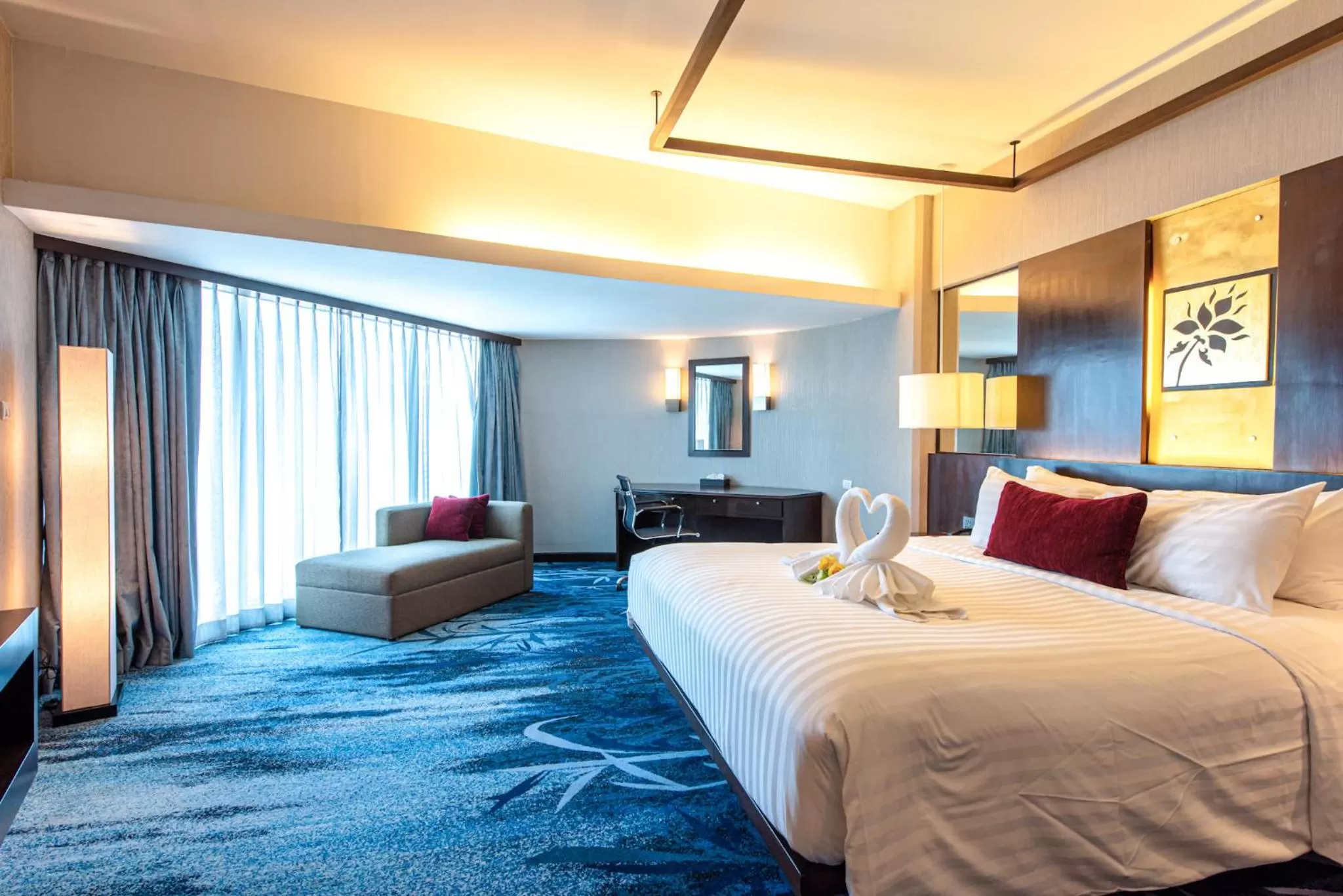 Privilege Suite Double Bed Sky Wing in Ambassador Hotel Bangkok - SHA Extra Plus