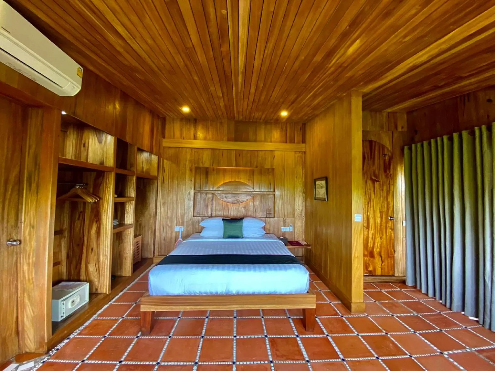 Bedroom, Bed in Veranda Natural Resort