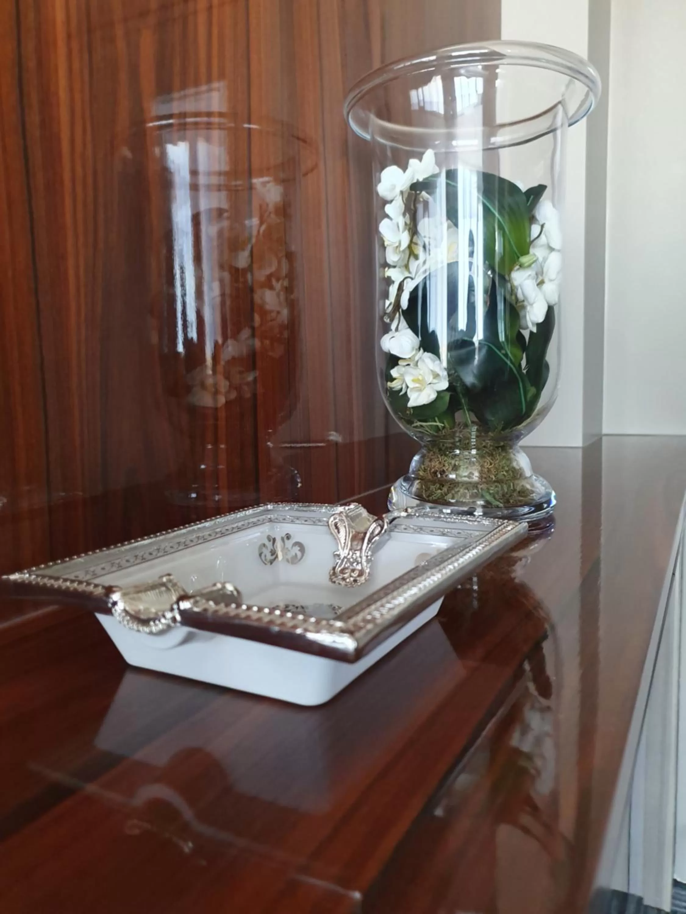 Decorative detail in Admiral Hotel