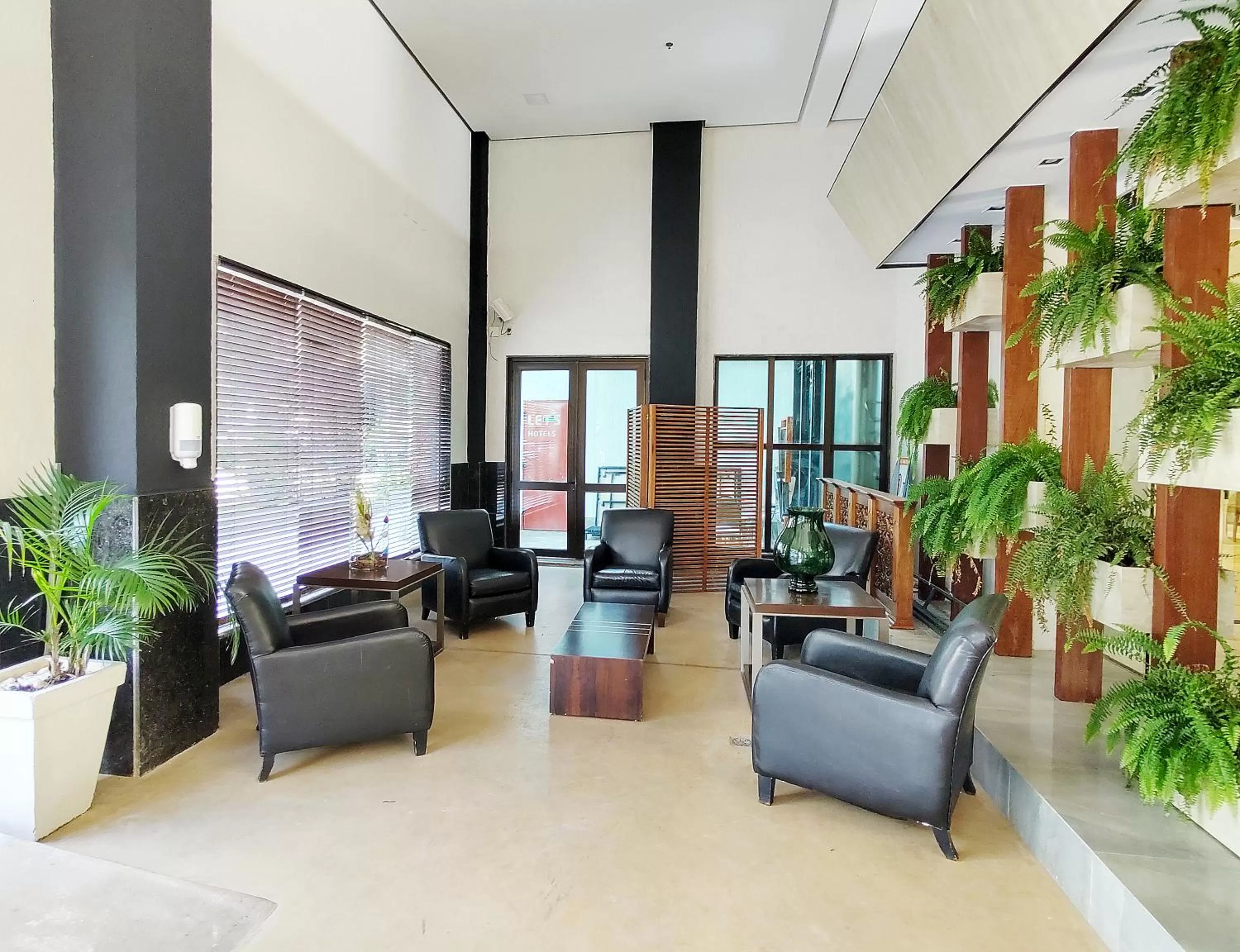 Restaurant/places to eat in Lets Idea Brasília Hotel