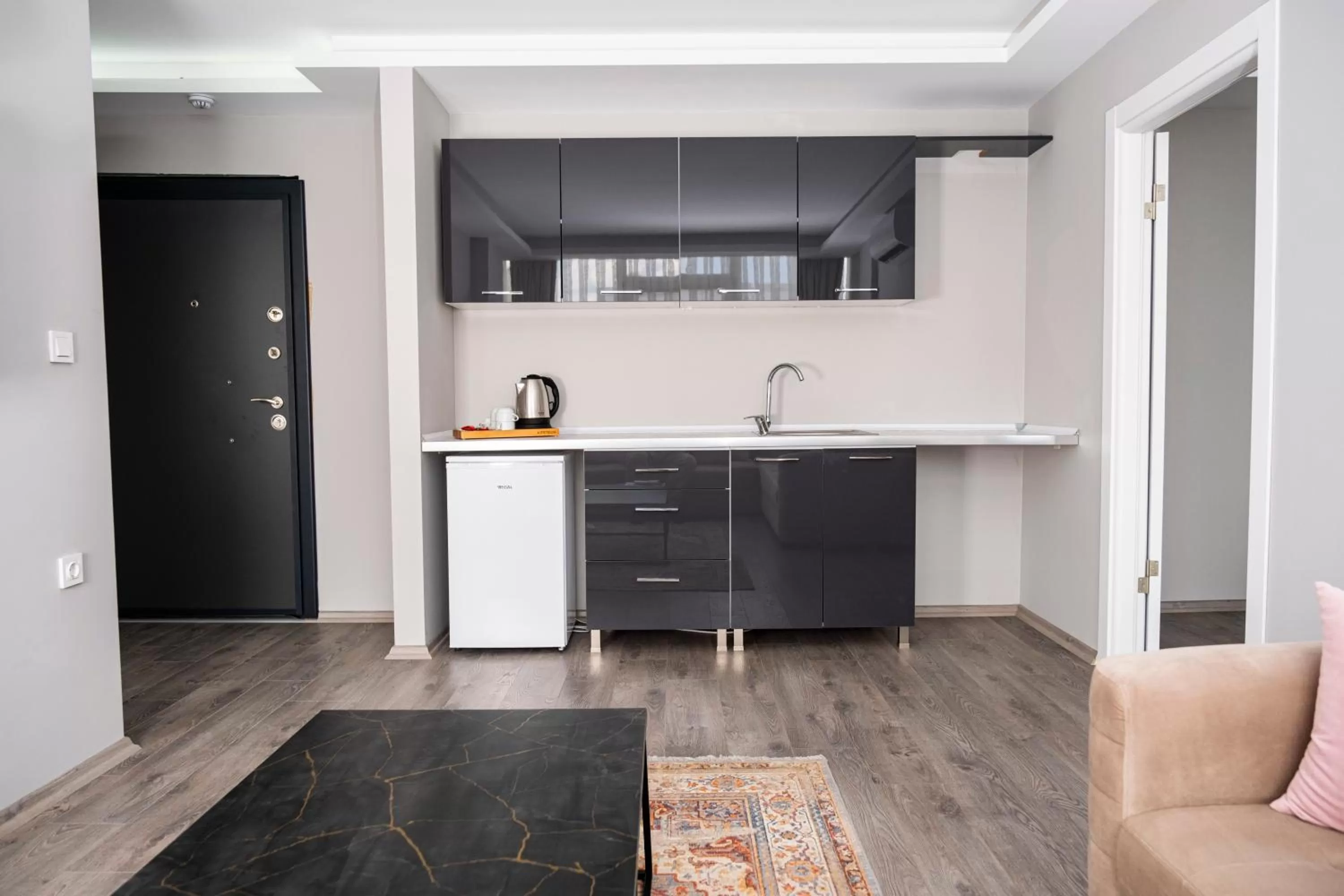 King Suite in Comfort Center Suit Hotel