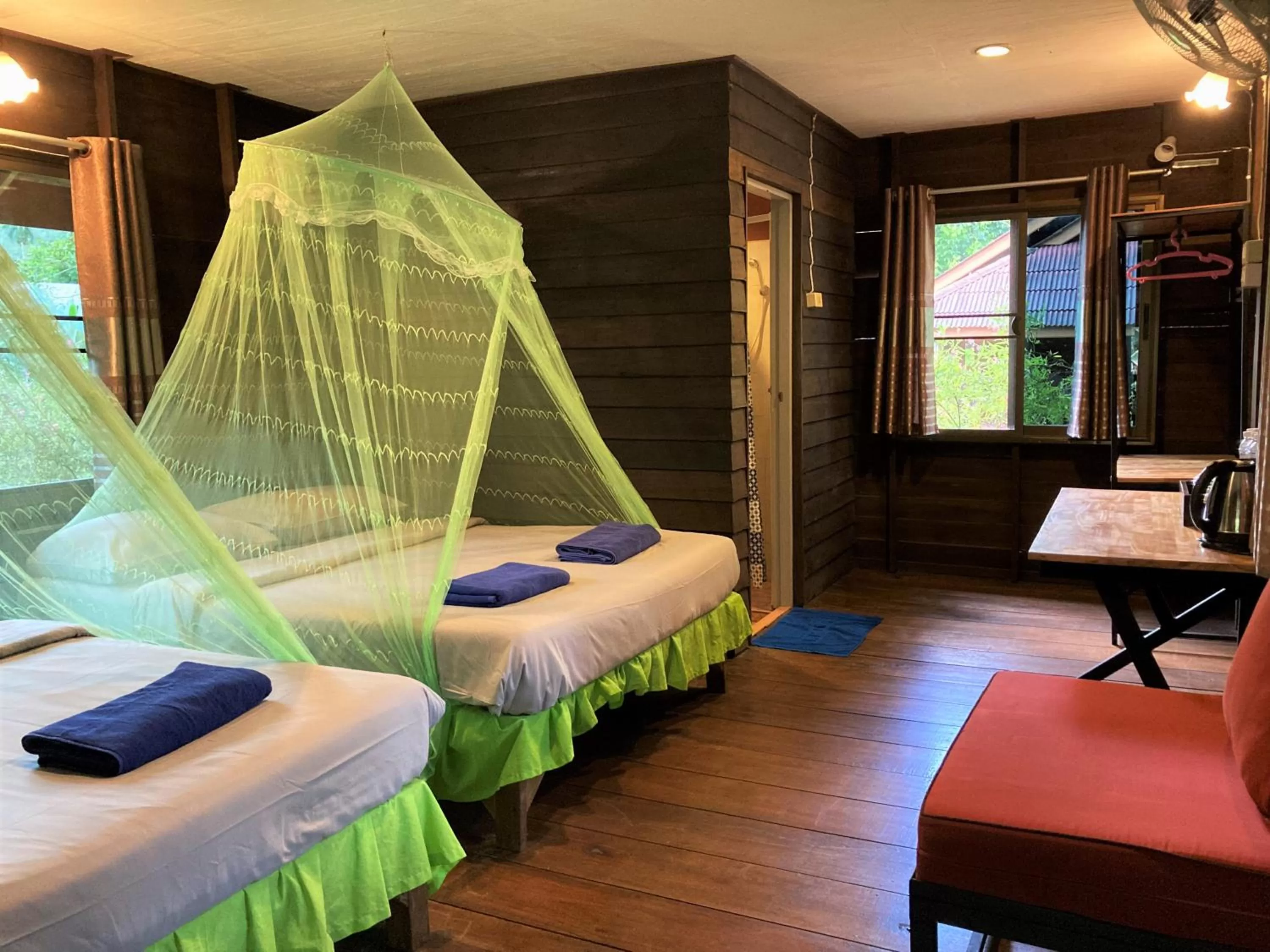 Bed in Khao Sok Morning Mist Resort