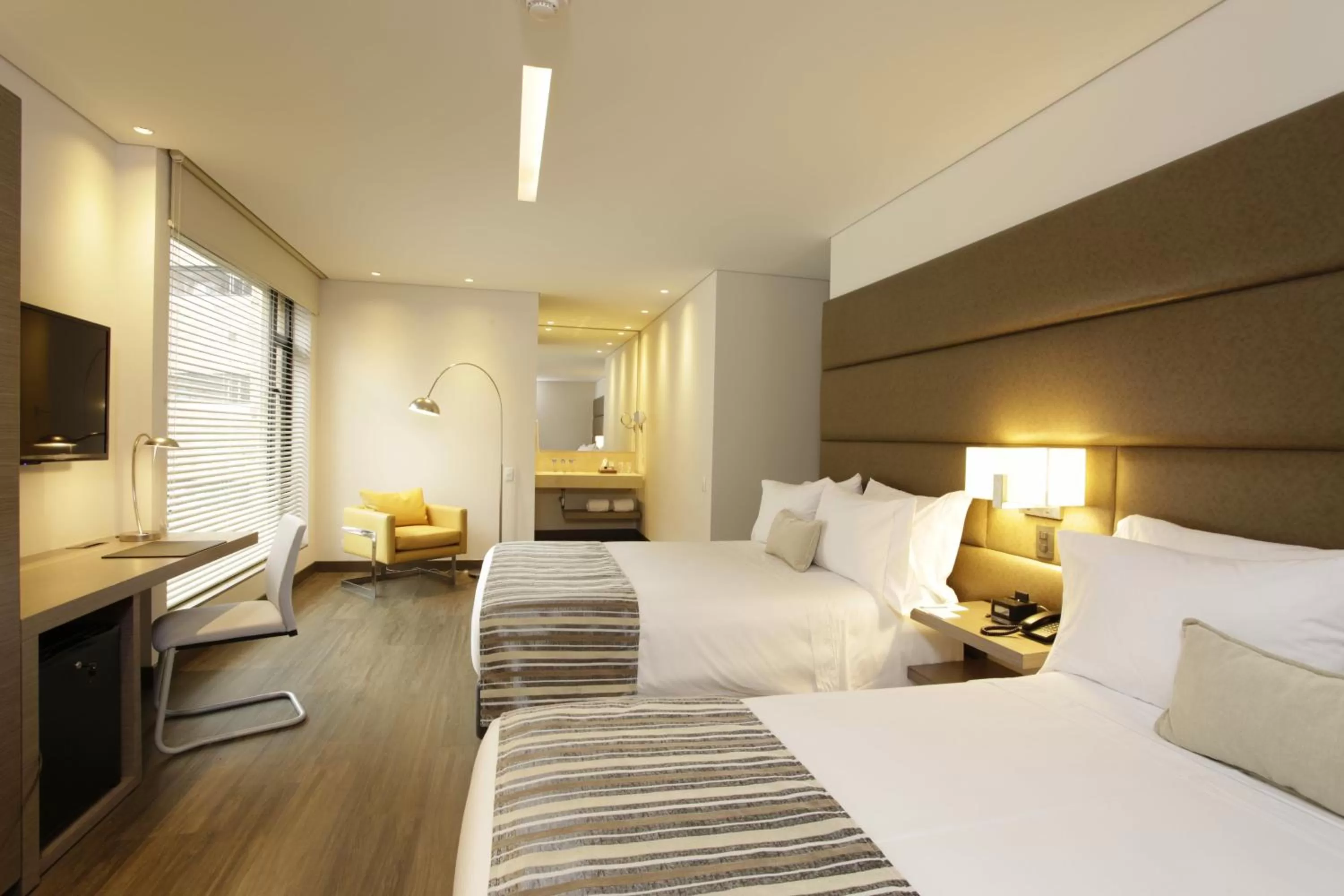 Bedroom in bs Rosales Hotel