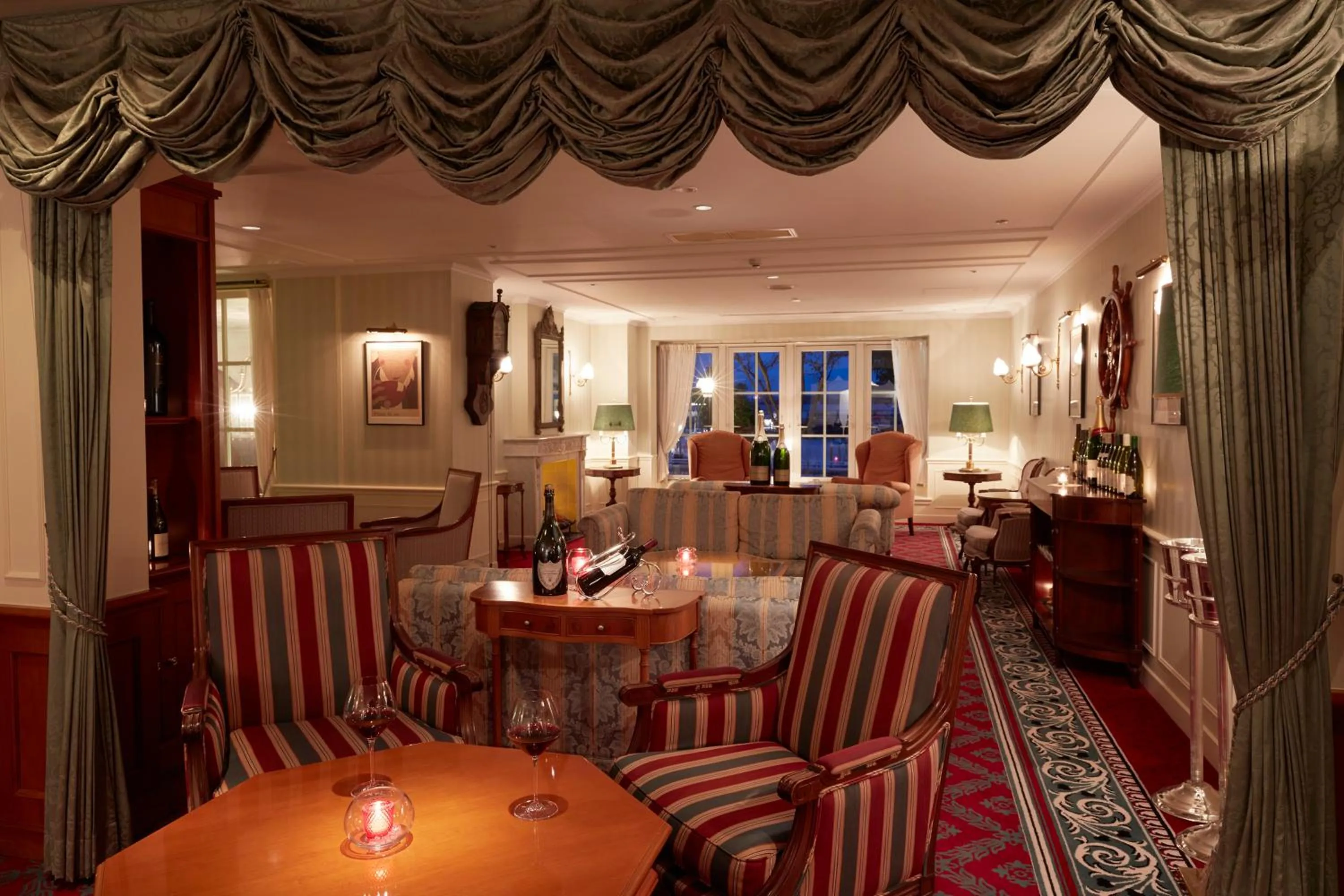 Lounge or bar in Hotel Amsterdam Huis Ten Bosch