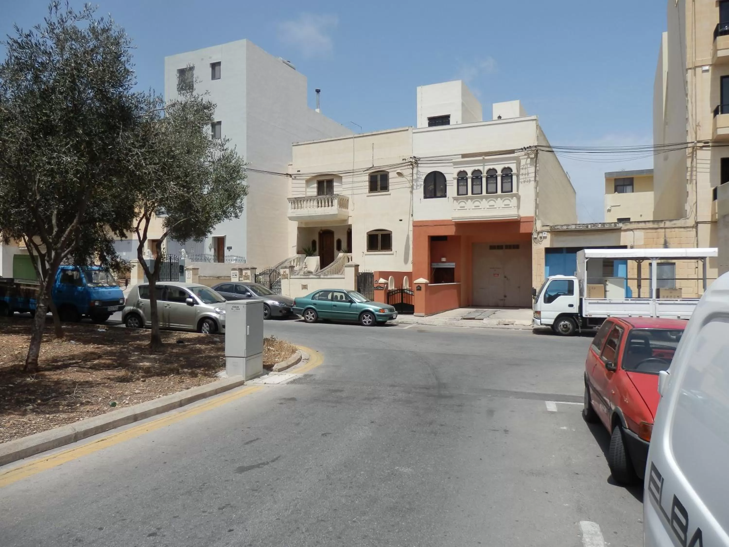 Street view in Black Gold Private Room