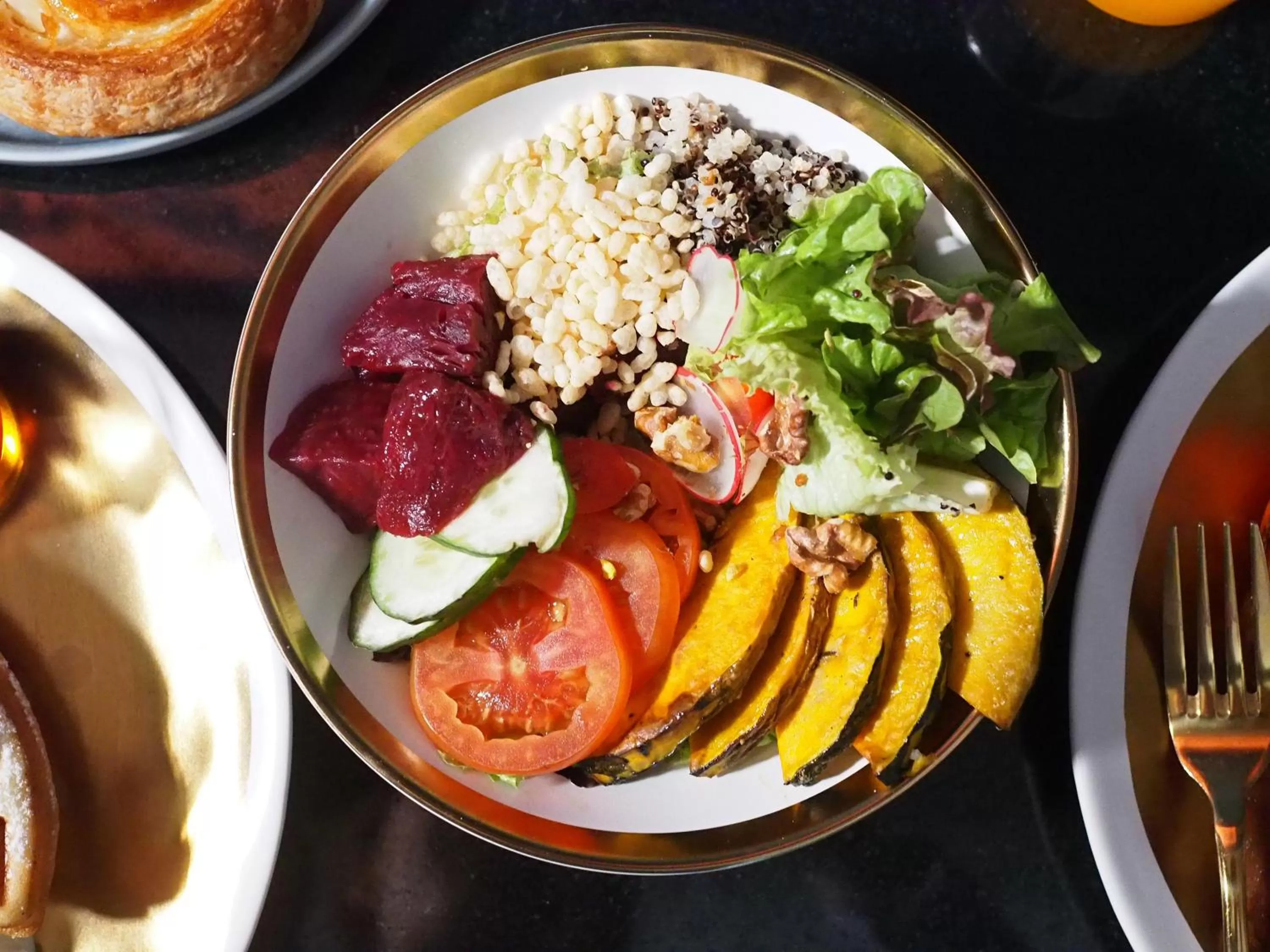 Breakfast in The Coach Hotel Sukhumvit - Asok BTS Bangkok