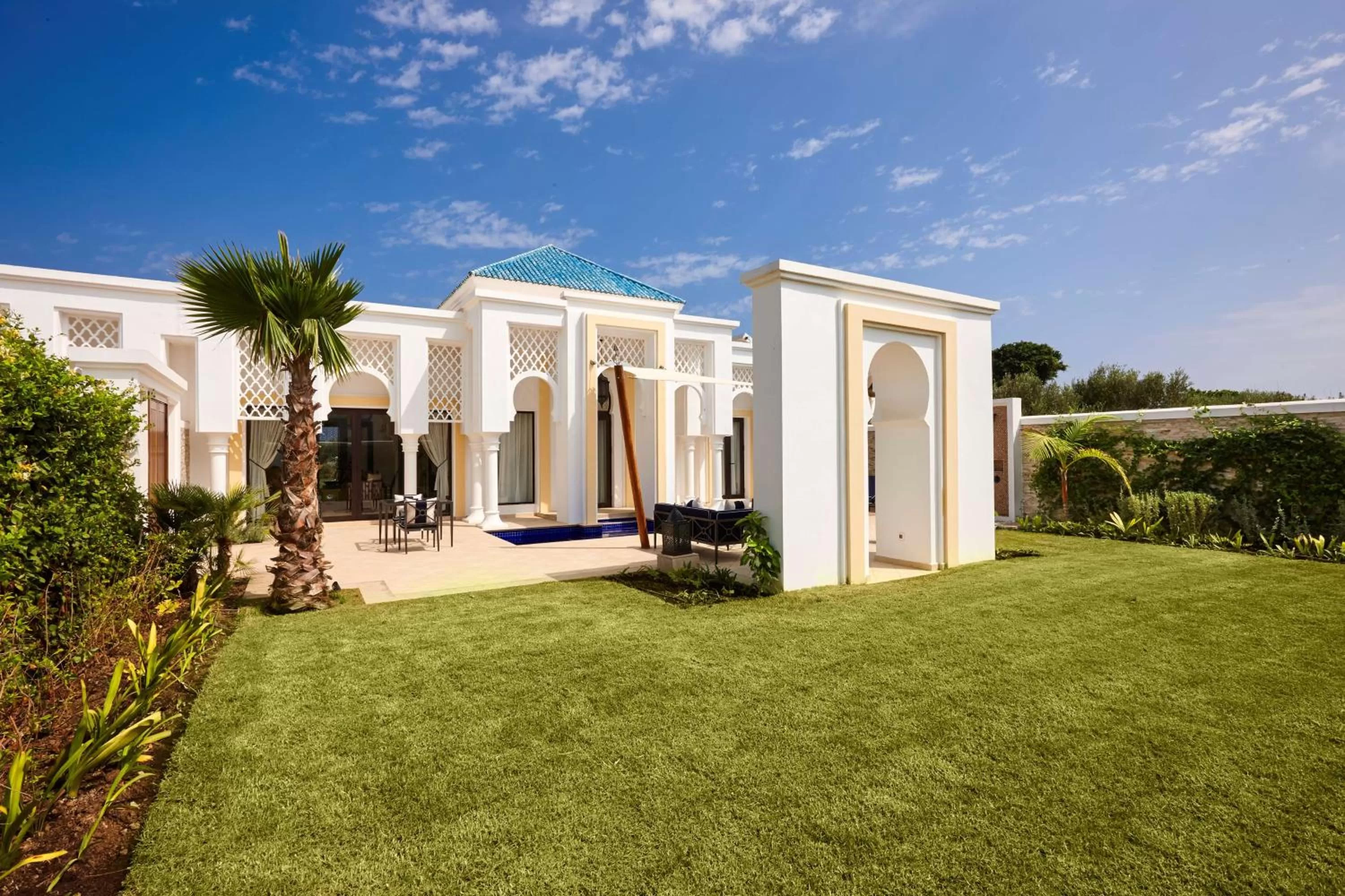 Garden in Banyan Tree Tamouda Bay