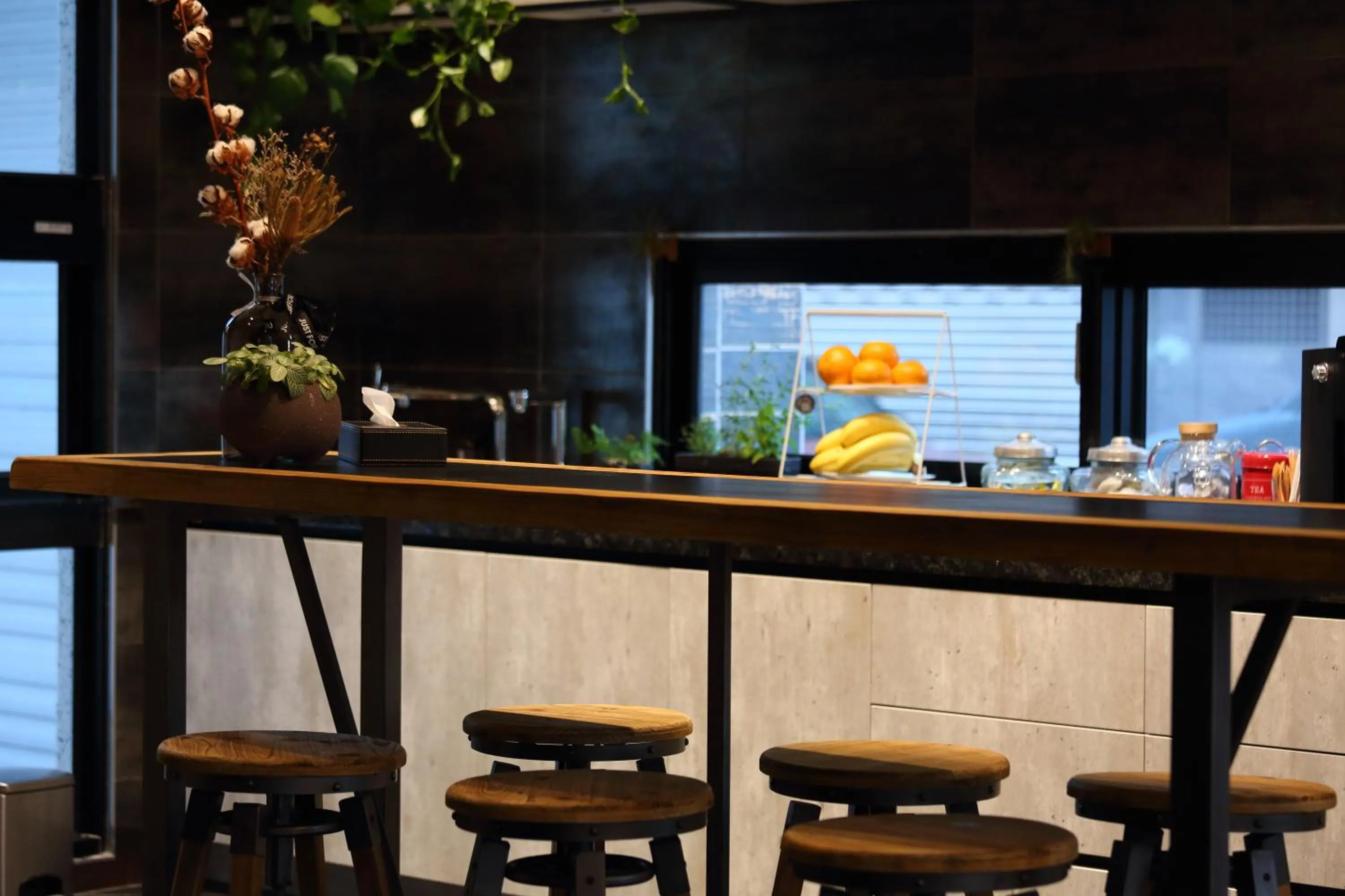 指南針民宿2178 & 工殿民宿2182