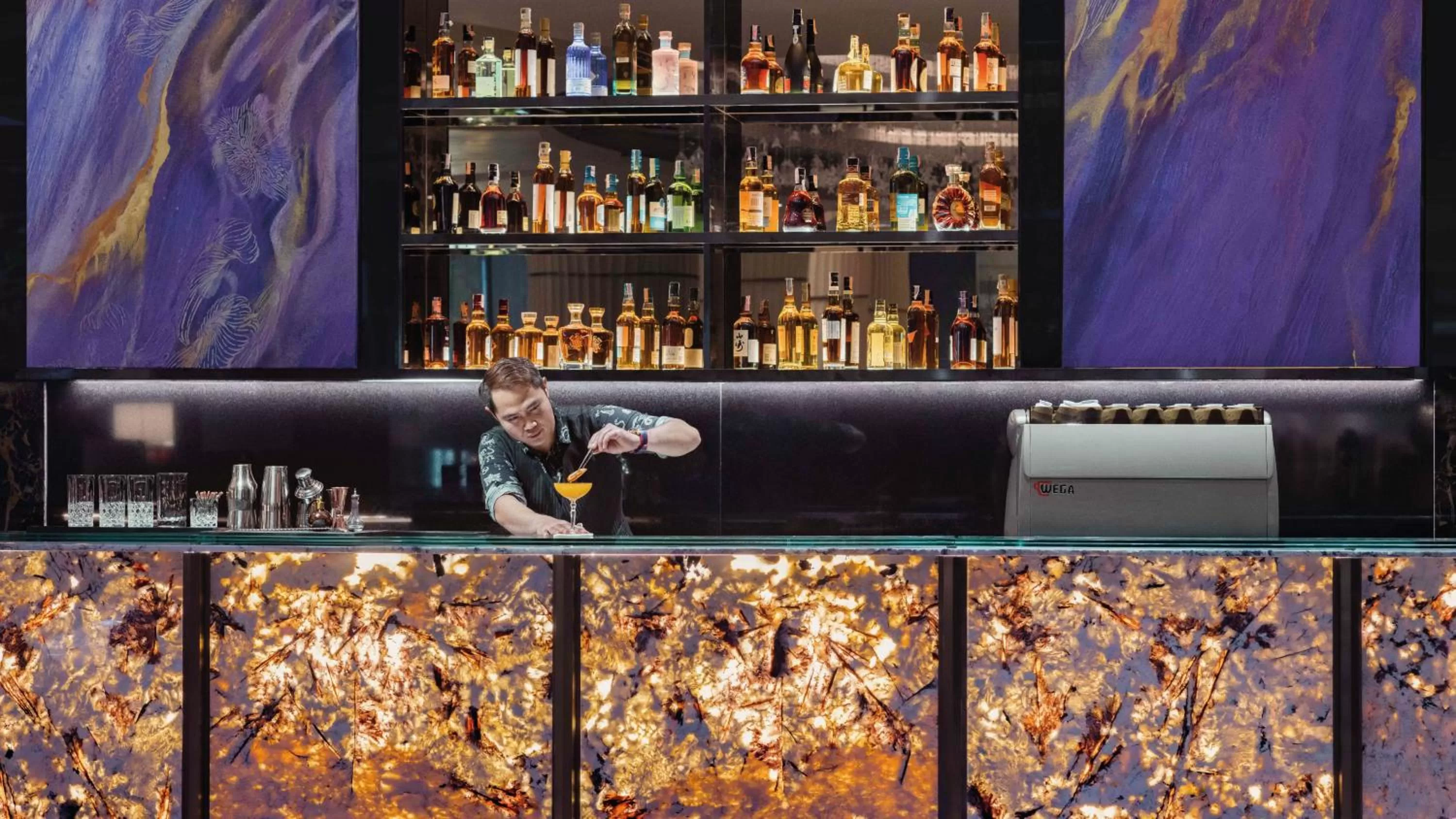 Restaurant/places to eat in InterContinental Bangkok by IHG