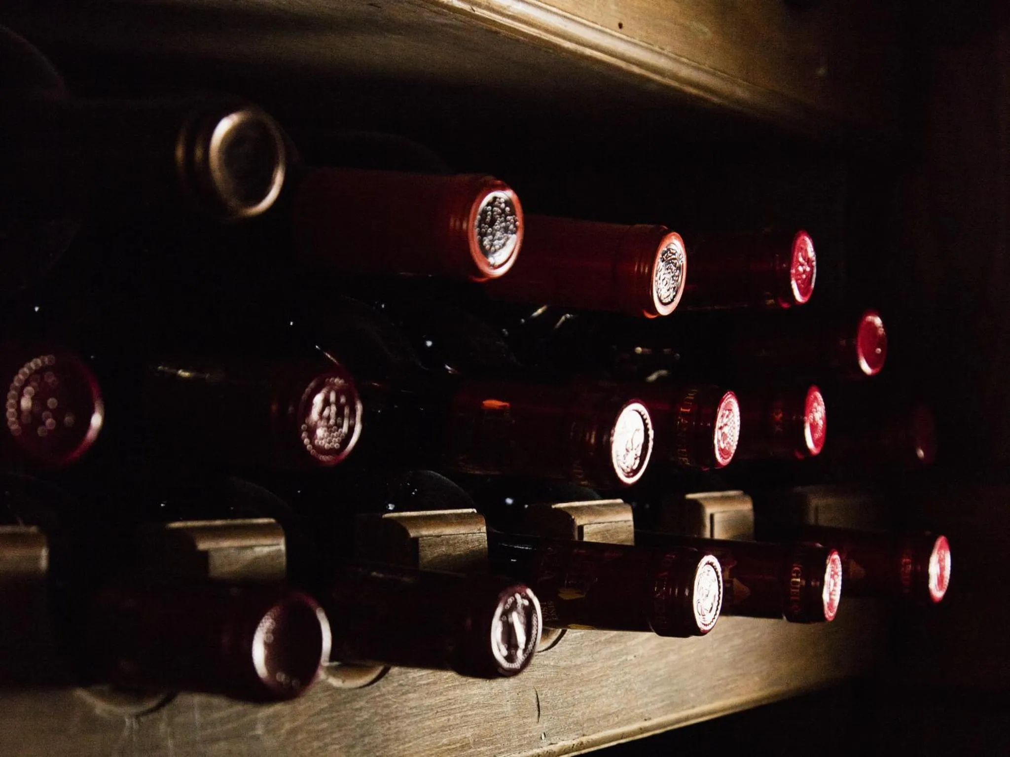 Alcoholic drinks in Ski Tip Lodge, A Vail Resorts Property