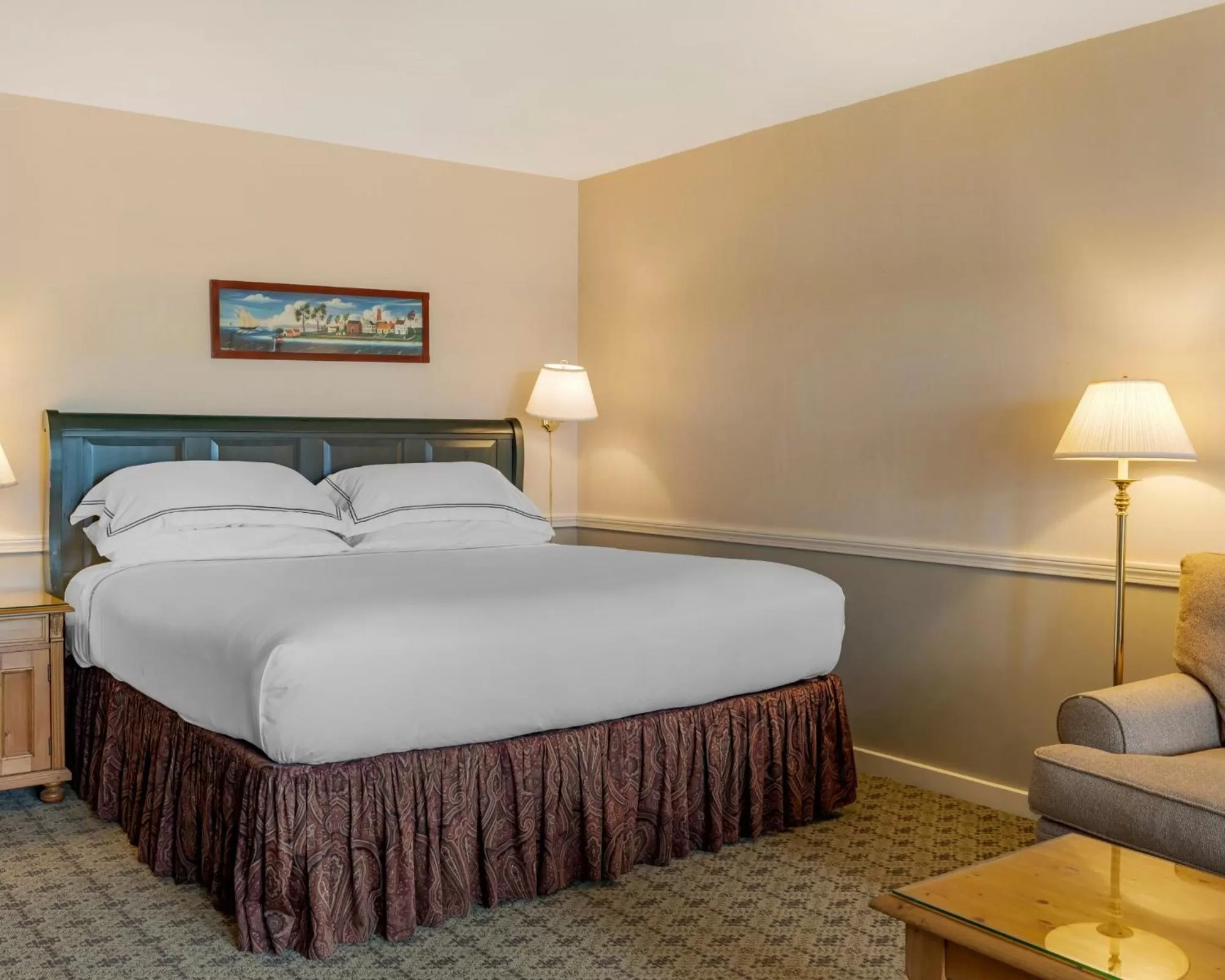 Chase House Suite in Mill Falls Resort Collection at the Lake