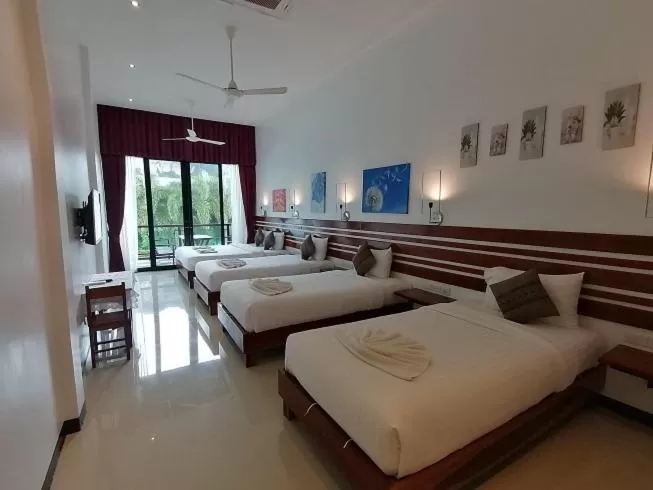 Bedroom, Bed in Green View Village Resort
