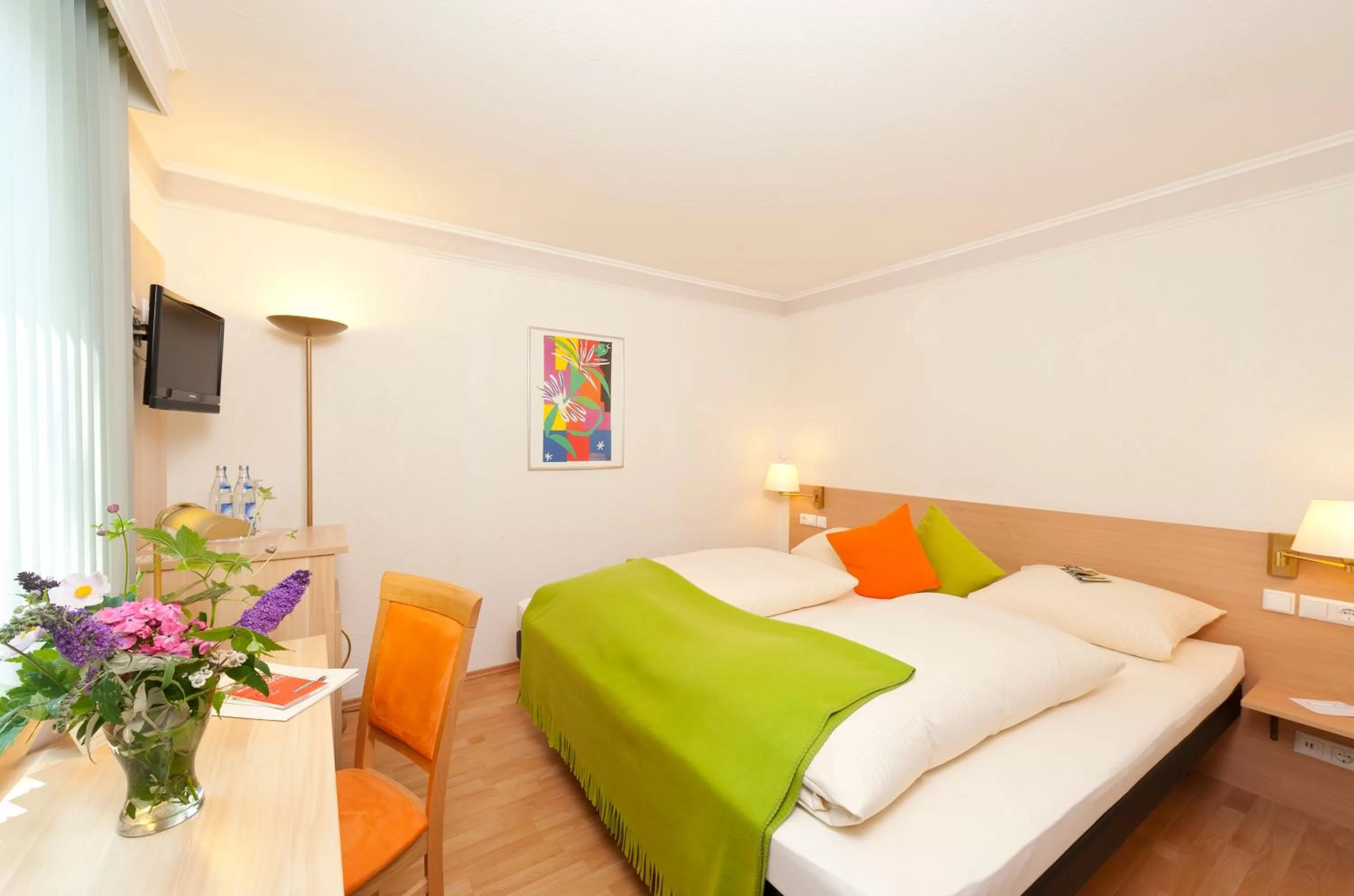 Photo of the whole room, Bed in Akzent Hotel Restaurant Hirsch