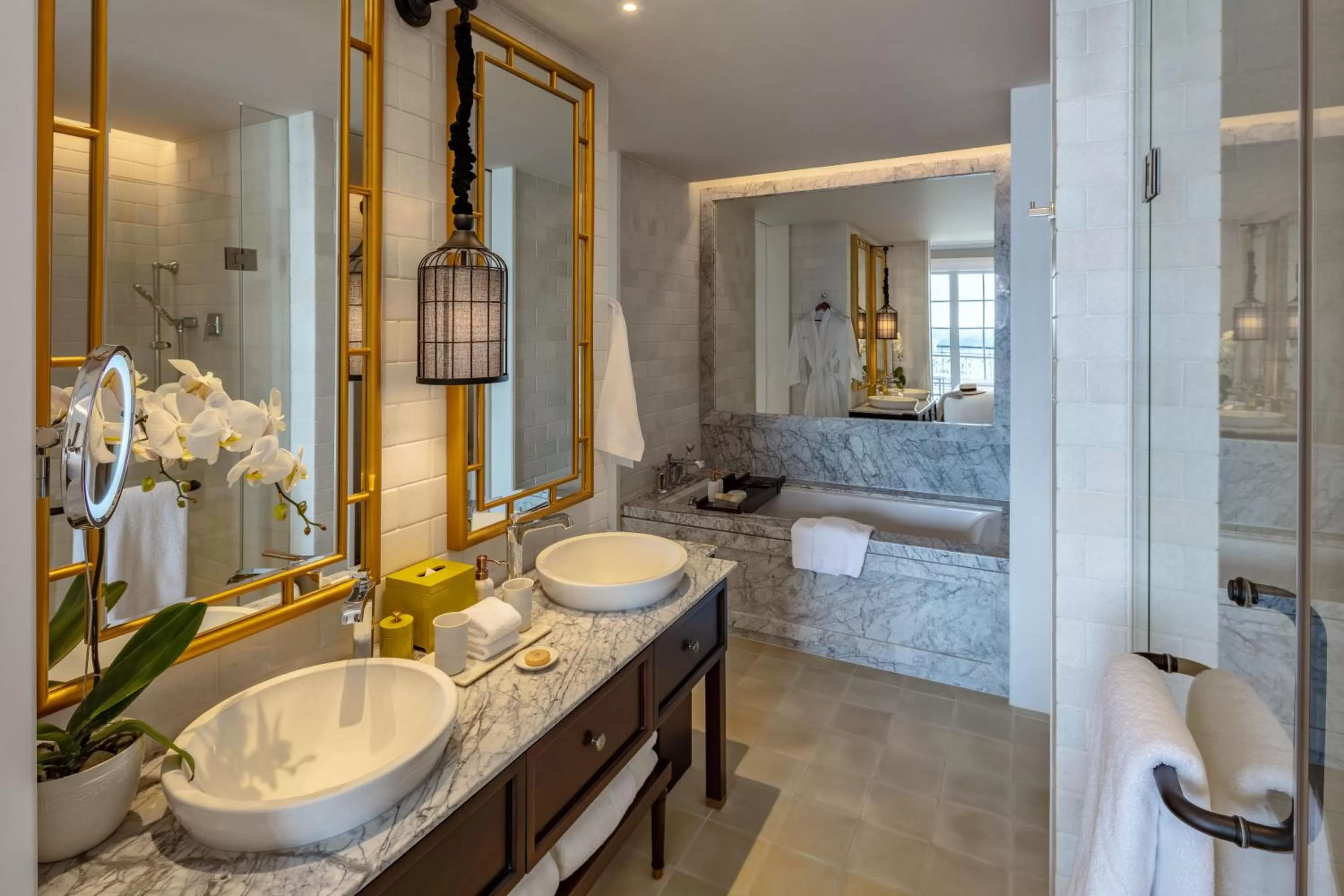 Bathroom in Mia Saigon – Luxury Boutique Hotel