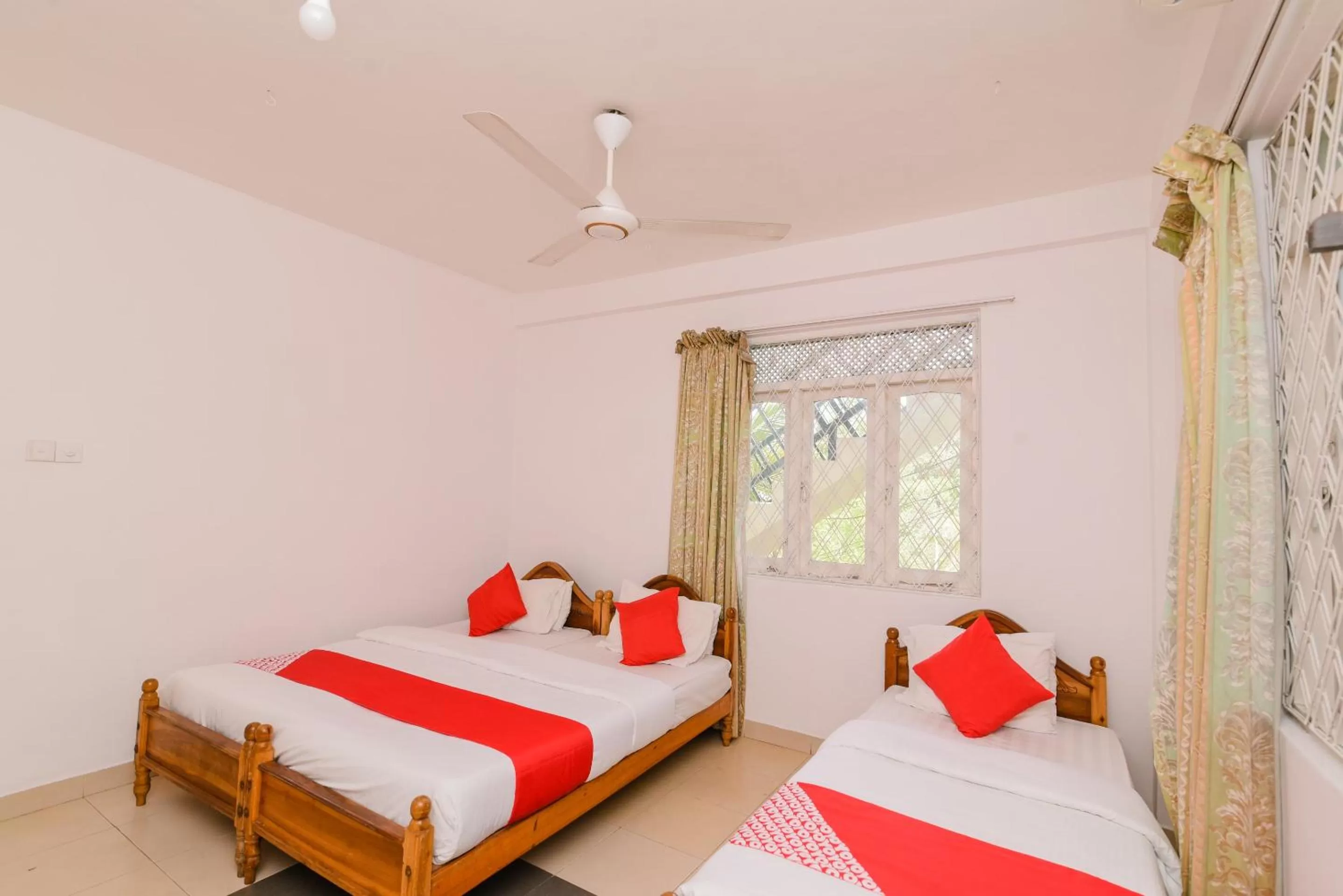 Bedroom, Bed in Blue Haven Guest House