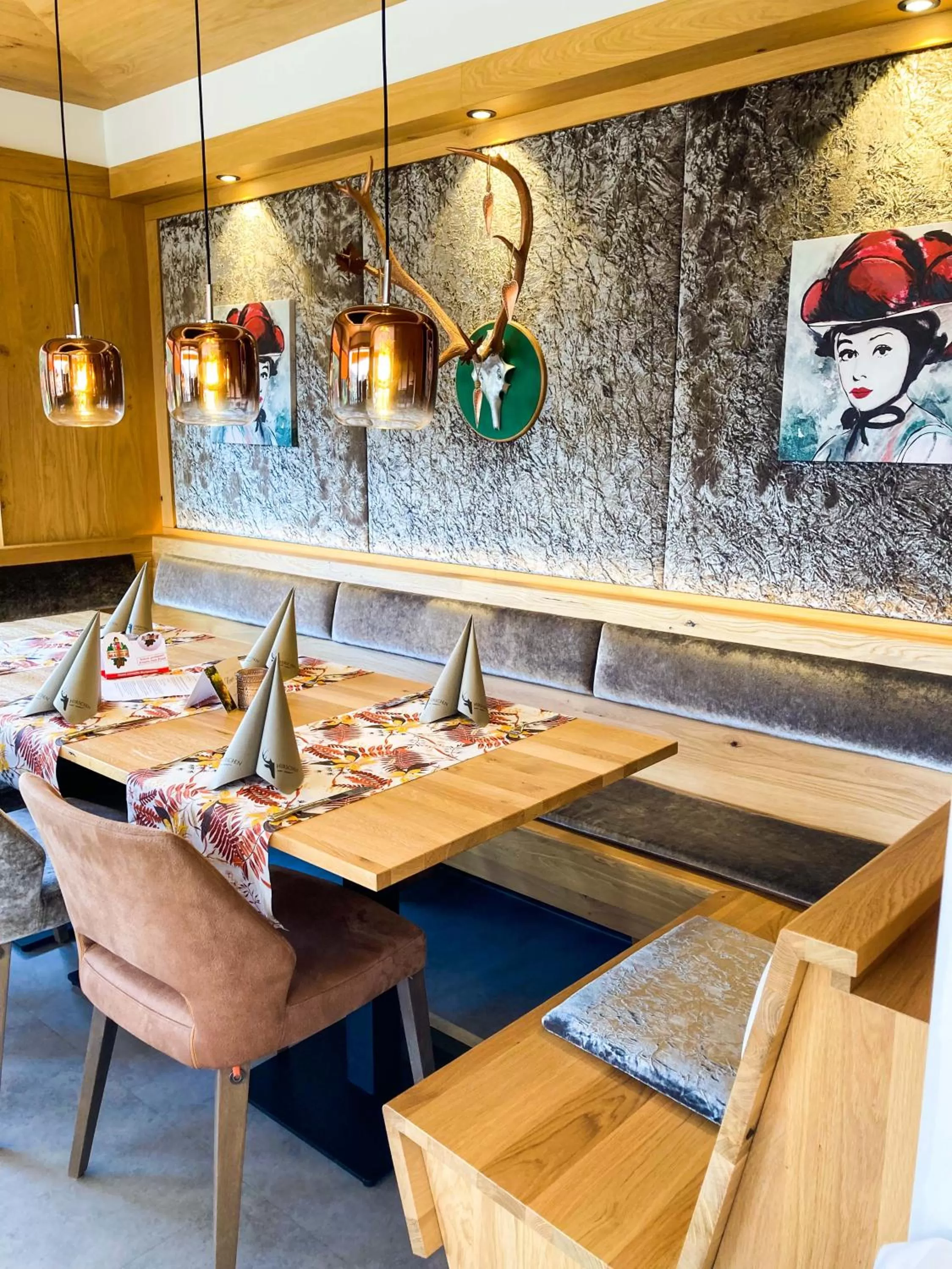 Restaurant/places to eat in Hotel Hirschen