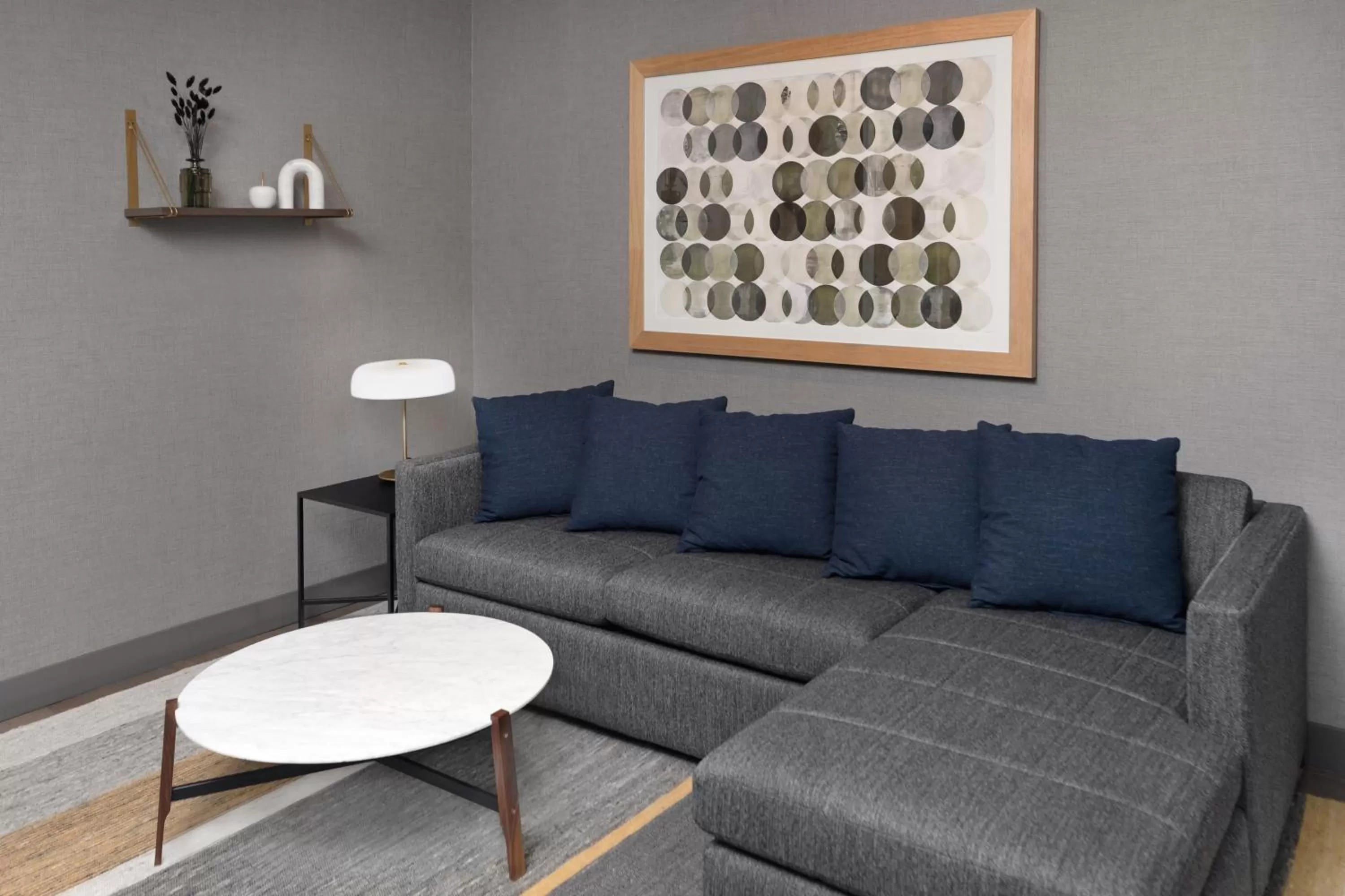 Living room in The Slate Hotel Denver Downtown, Tapestry by Hilton