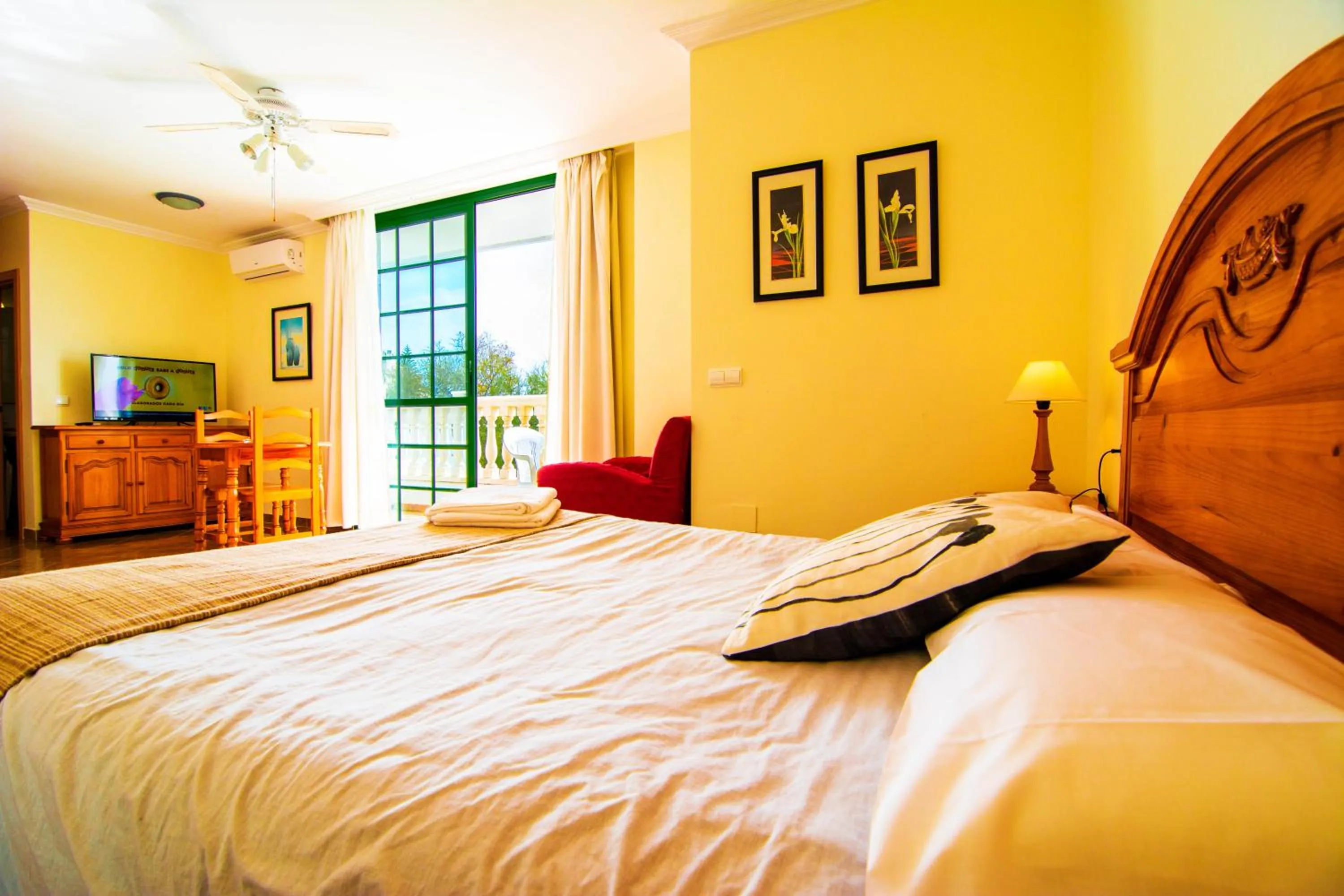 Photo of the whole room in Roquetas Beach and Playa Serena Golf Village