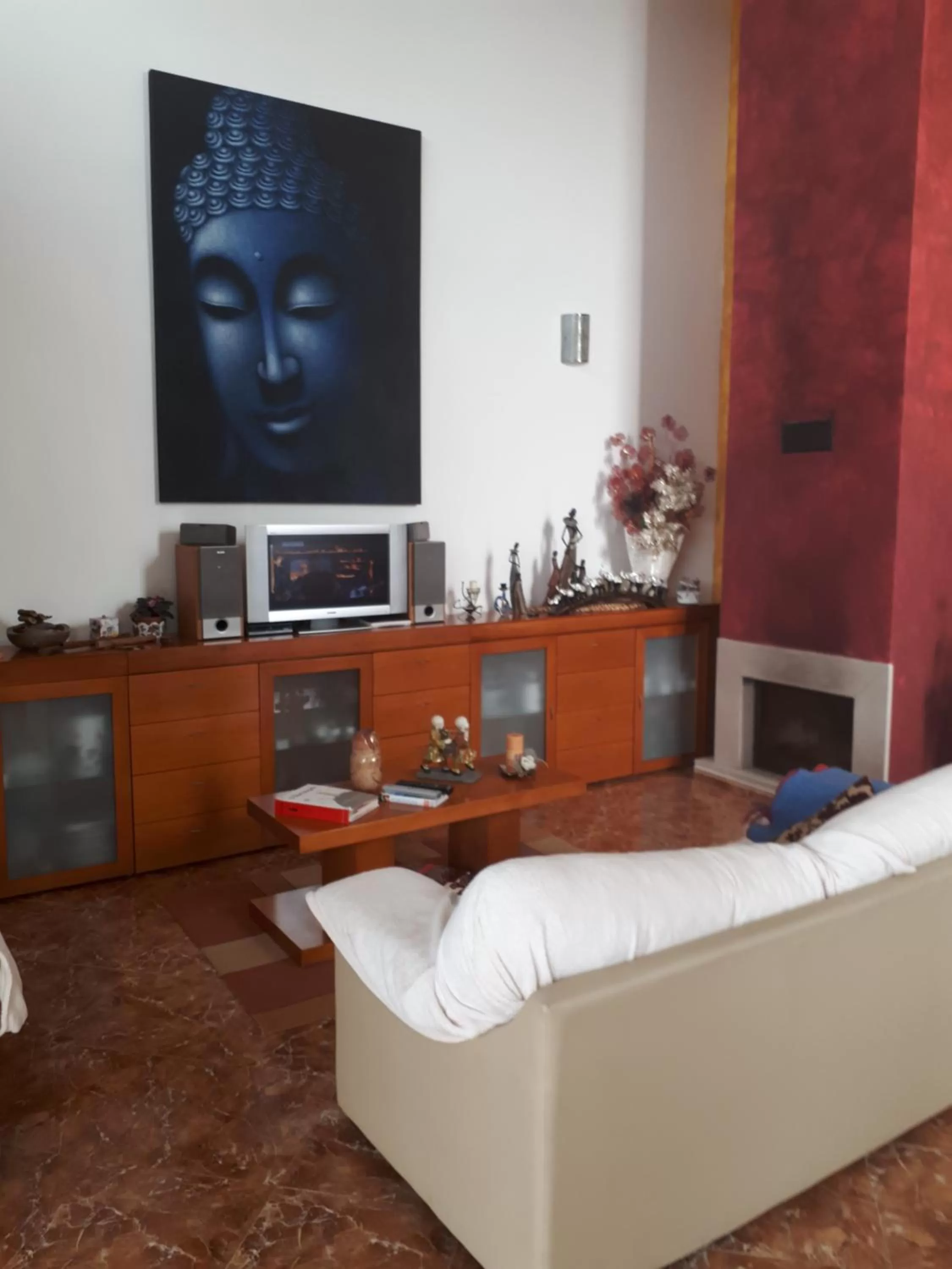 Communal lounge/ TV room in Serra e Mar