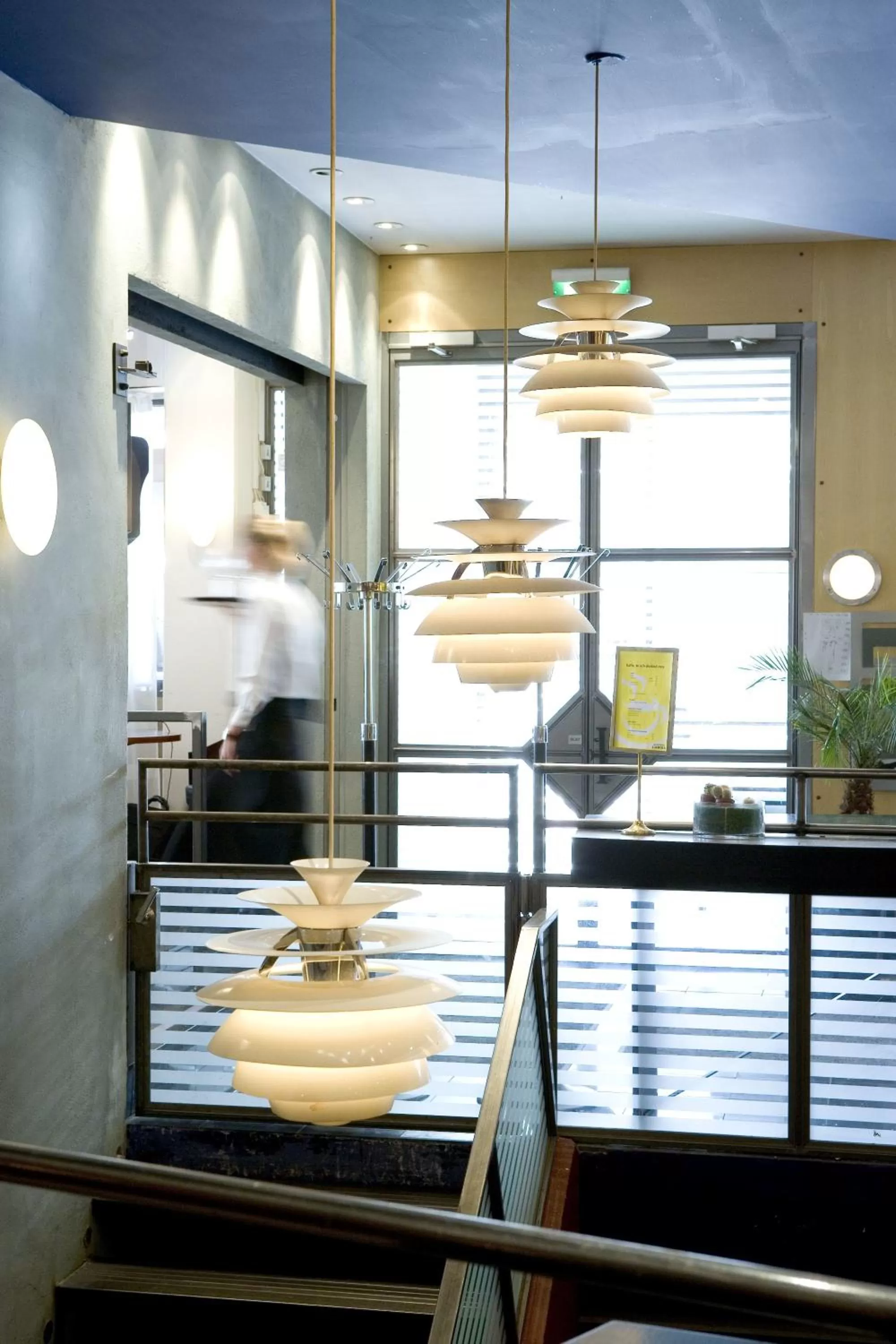 Restaurant/places to eat in Hotel Lundia