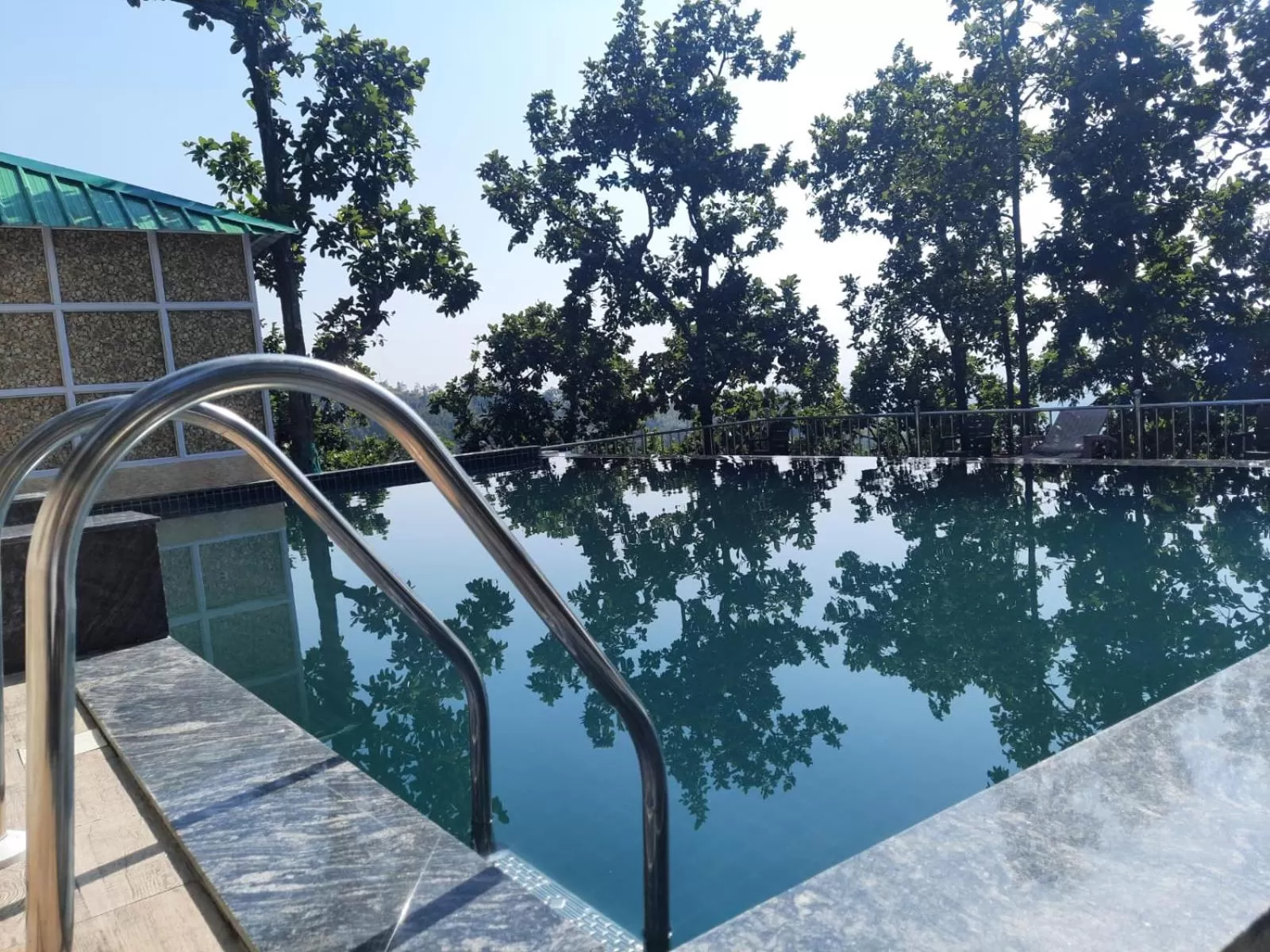 Swimming pool in Blue Pine Orchards
