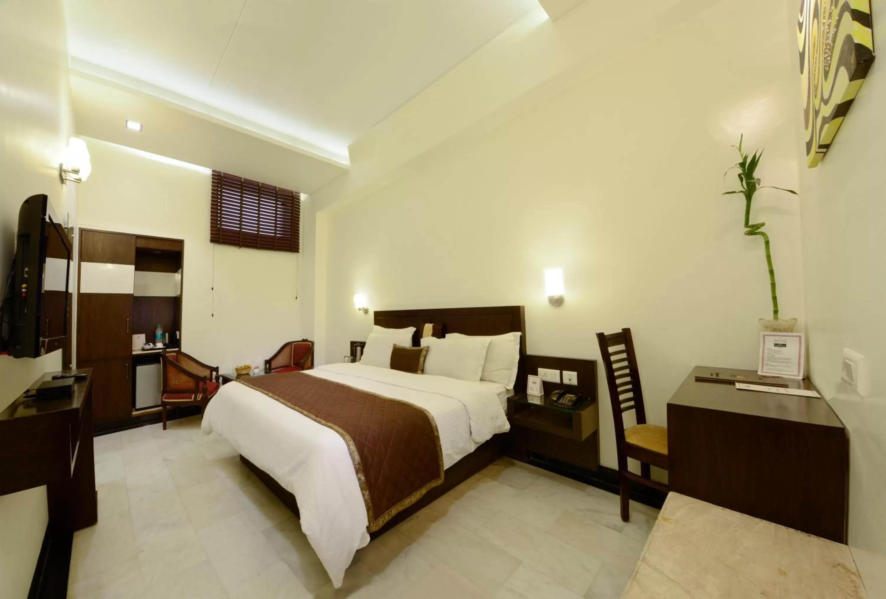 Photo of the whole room, Bed in Hotel Taj Resorts