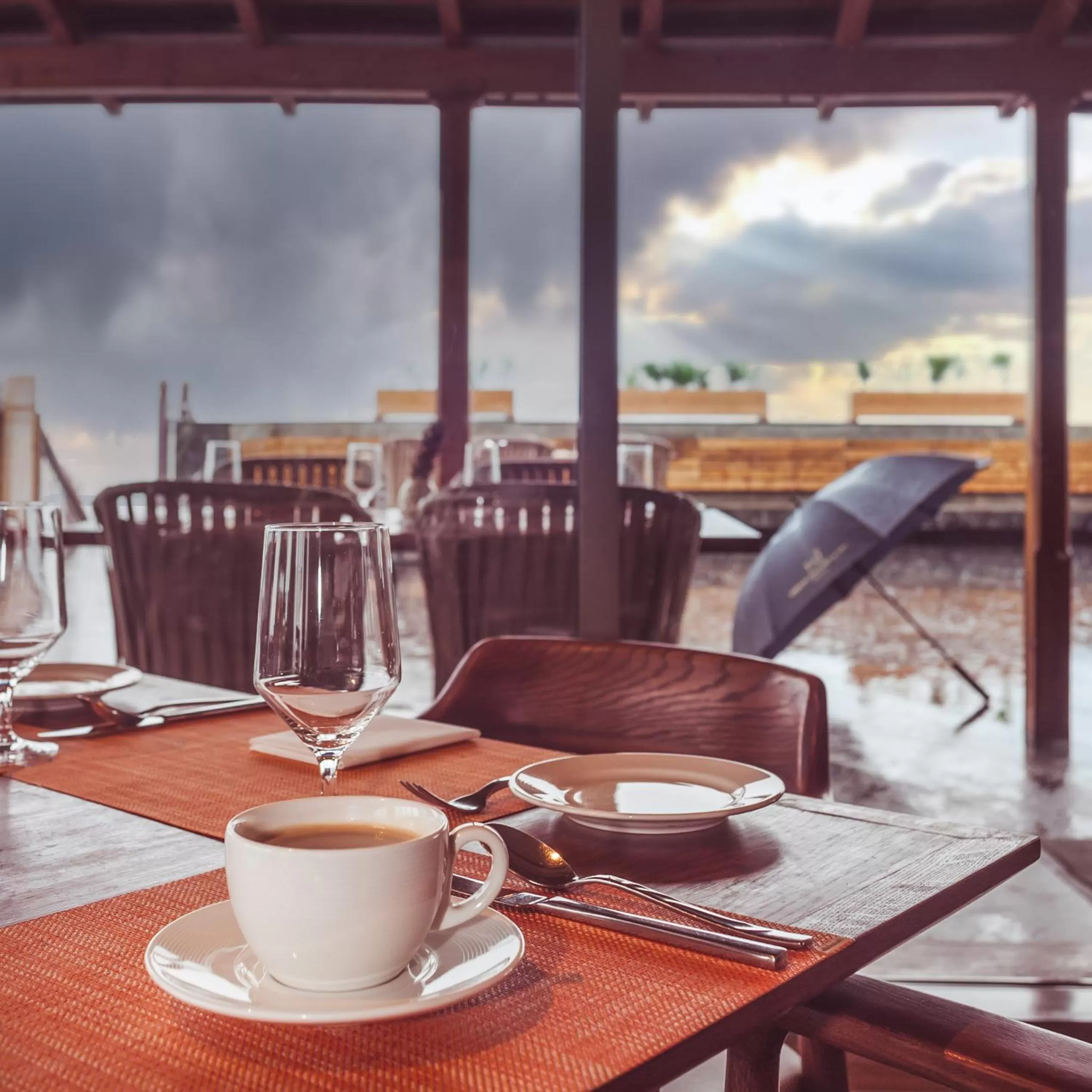 Restaurant/places to eat in Taj Theog Resort & Spa Shimla