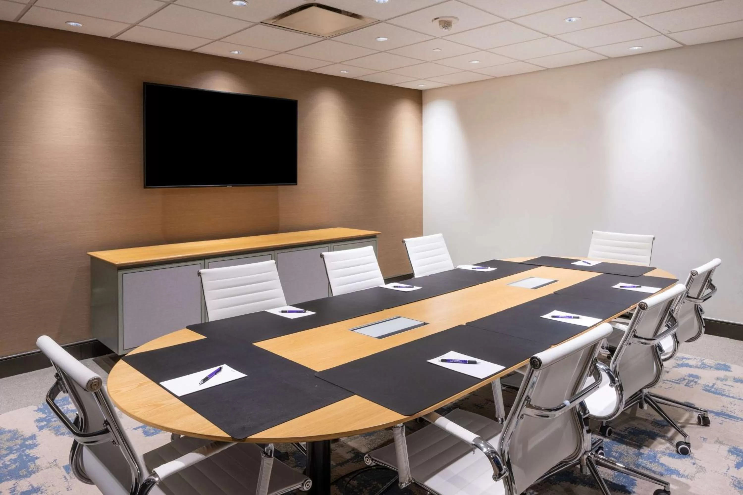 Meeting/conference room in The Bethesdan Hotel, Tapestry Collection by Hilton