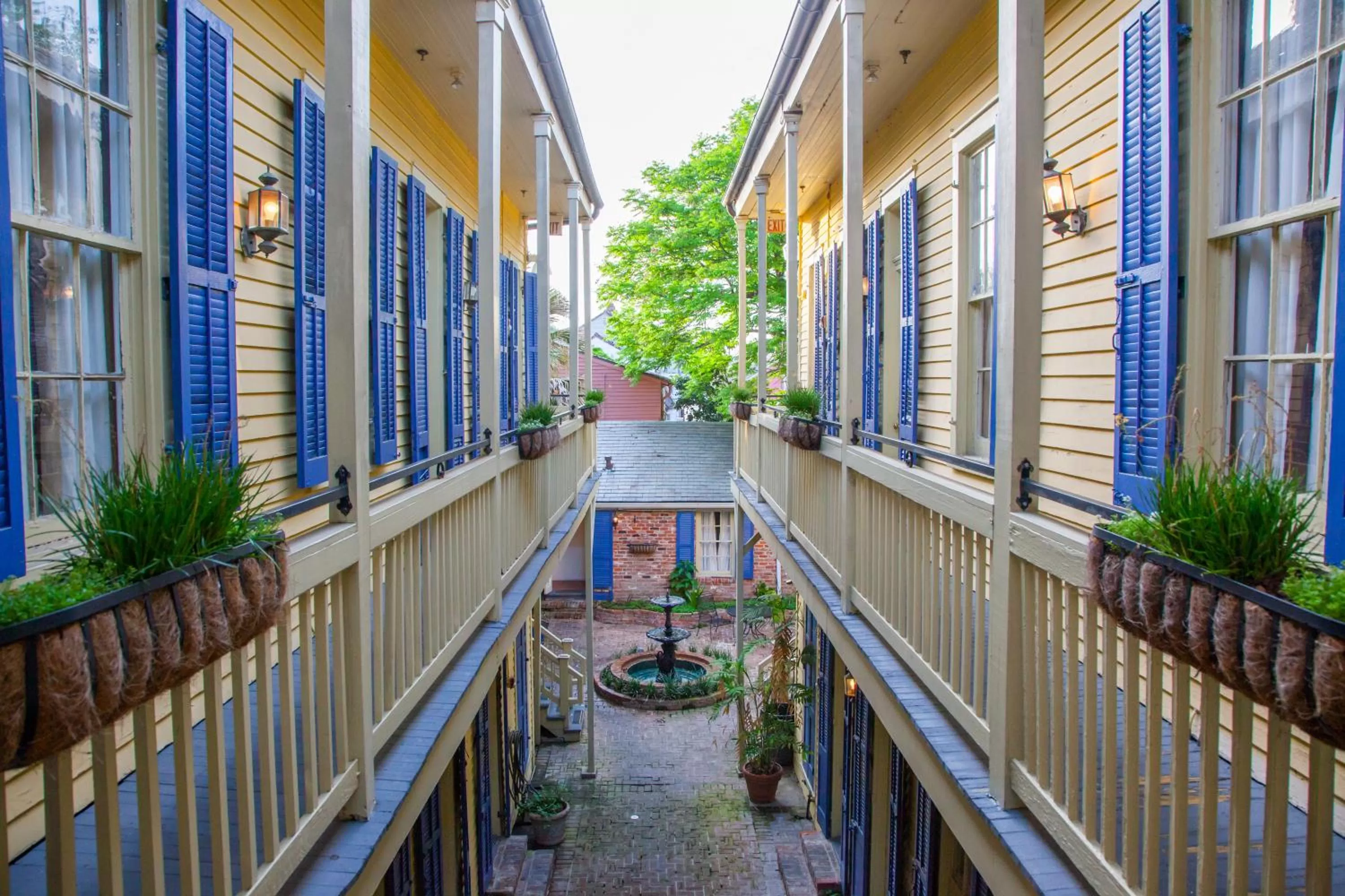 Garden in Andrew Jackson Hotel French Quarter