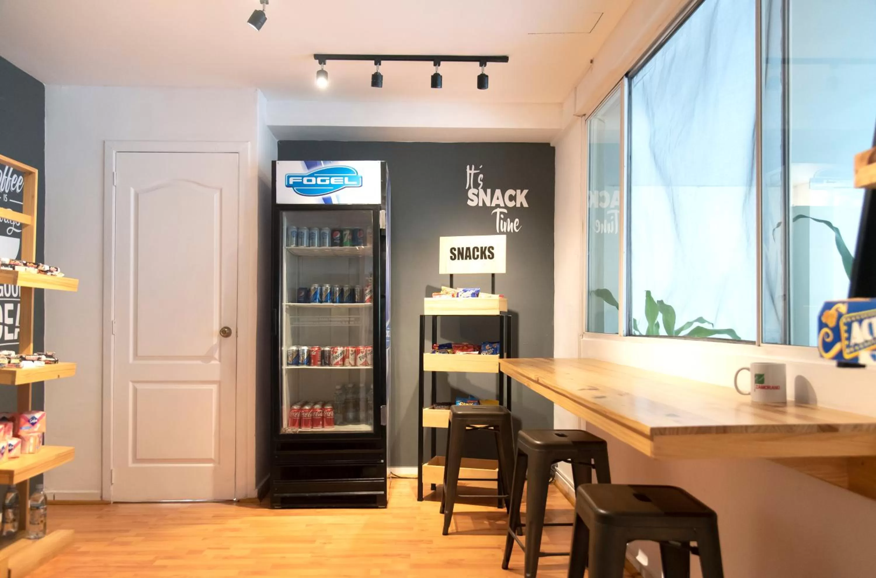 Coffee/tea facilities in Hotel Villa Serena San Benito