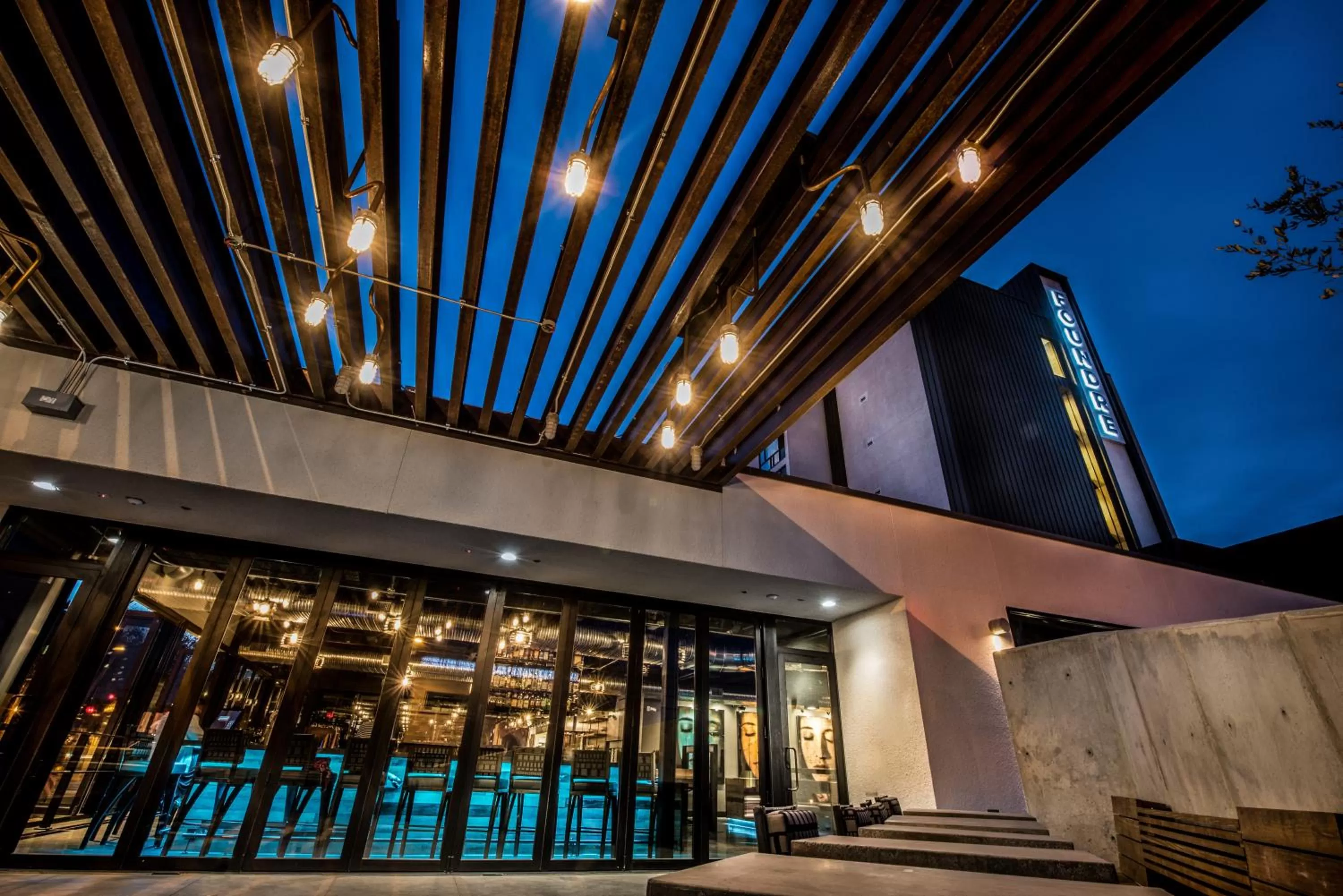 Lounge or bar in Found Re Phoenix