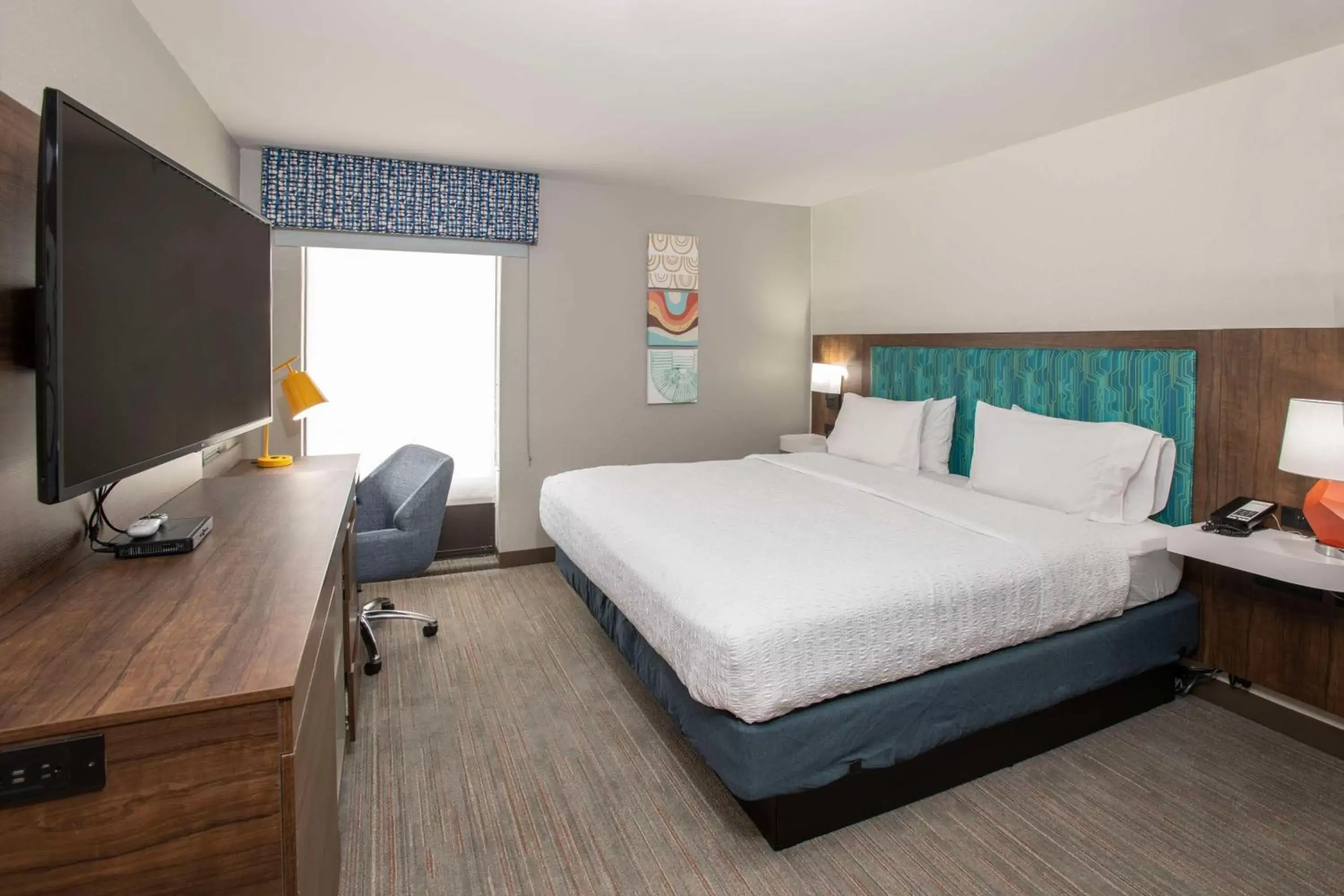 One-Bedroom Suite - Non-Smoking in Hampton Inn Dry Ridge One-Bedroom Suite - Non-Smoking in Hampton Inn Dry Ridge