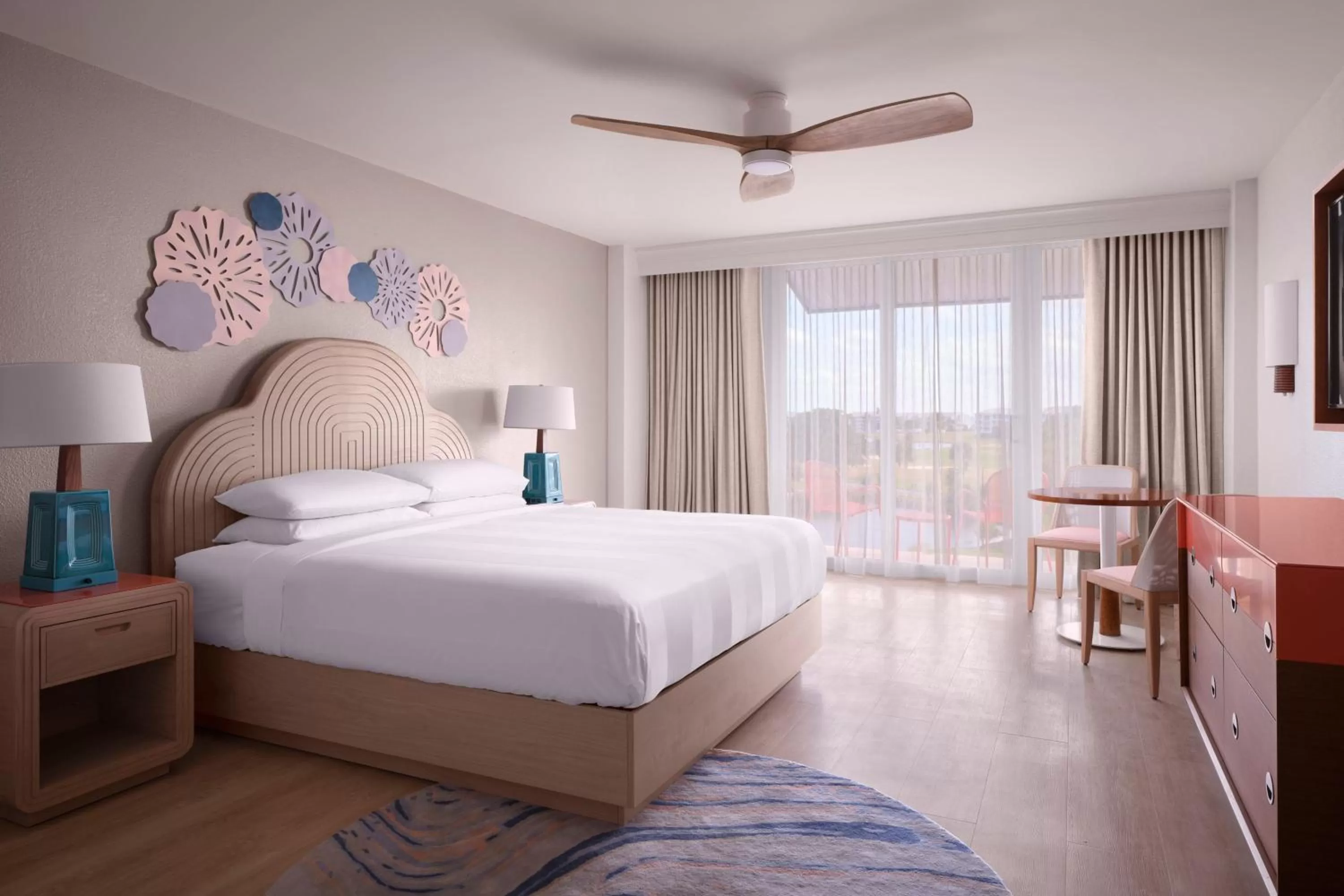 Photo of the whole room, Bed in Marriott Hutchinson Island Resort & Beach Villas, Golf & Marina