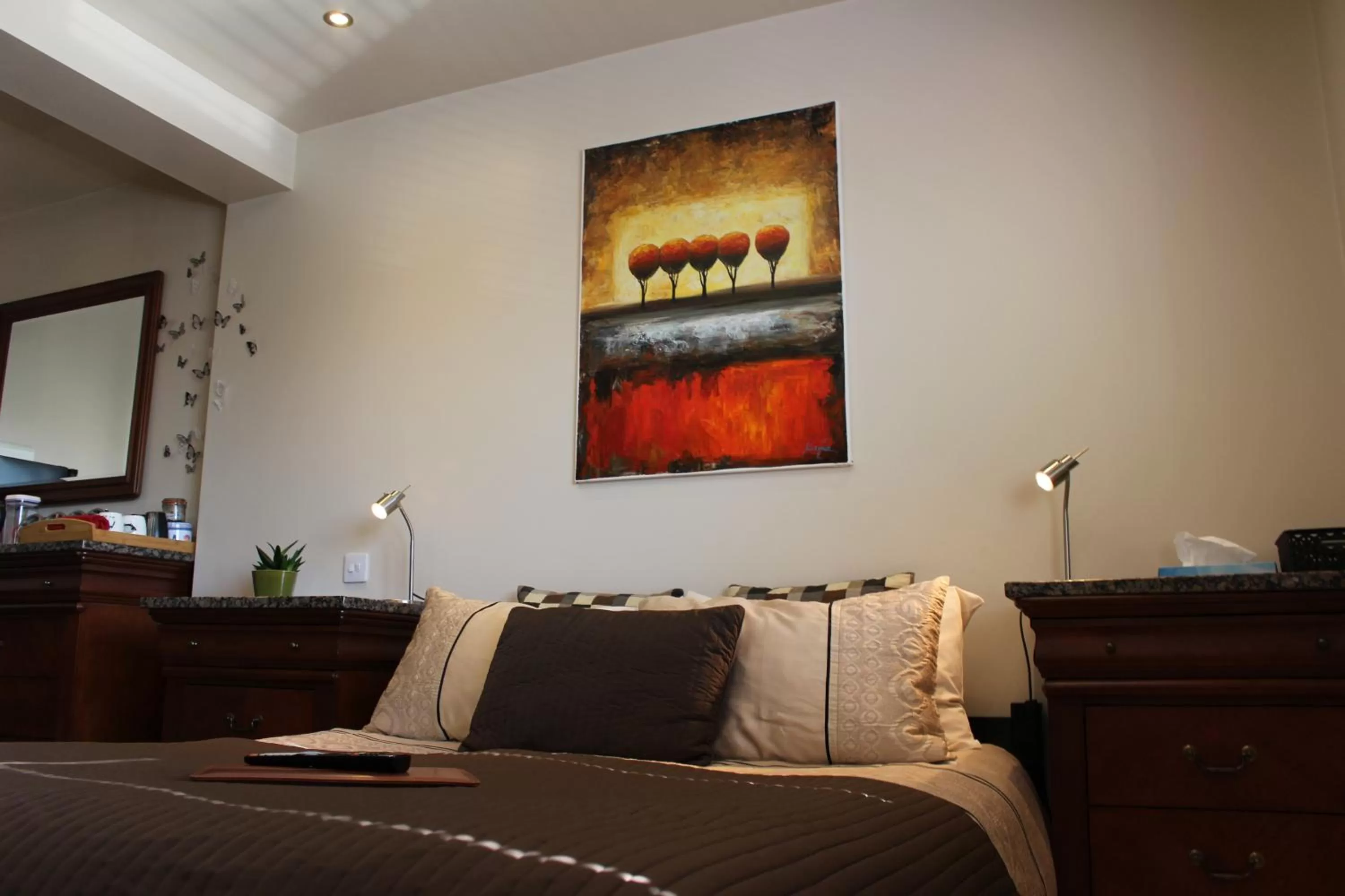 Photo of the whole room, Seating Area in No. 82 B&B