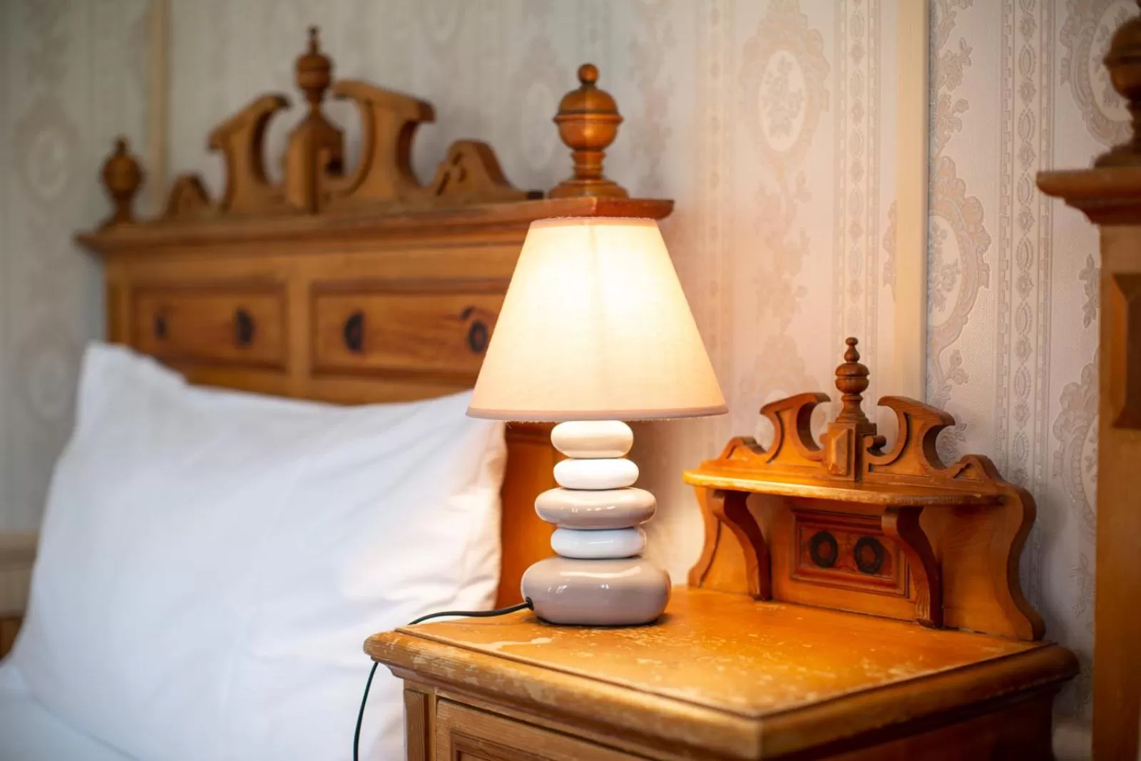 Bedroom, Bed in Zunfthaus zur Rebleuten