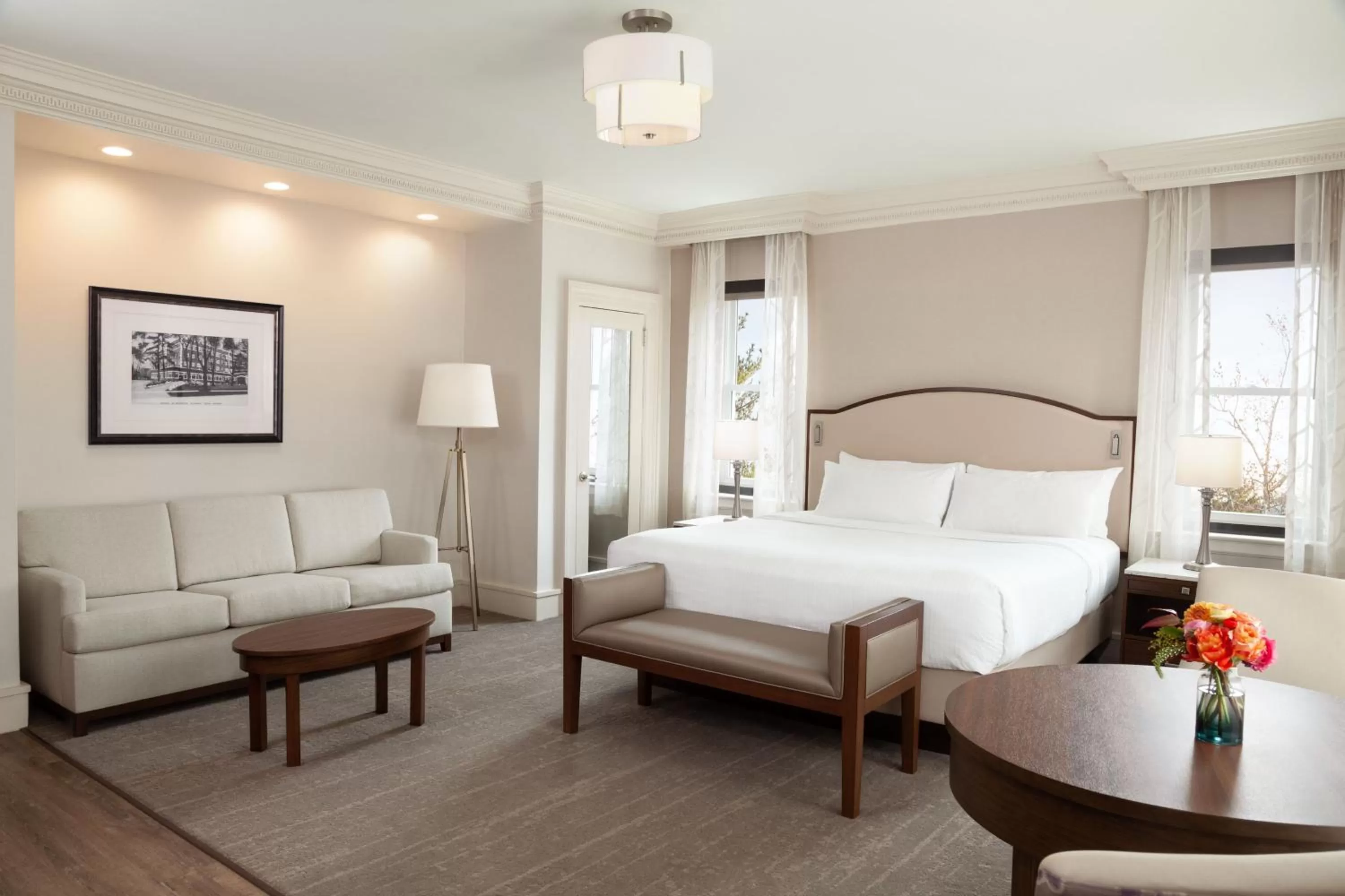 Photo of the whole room, Bed in The Grand Summit Hotel