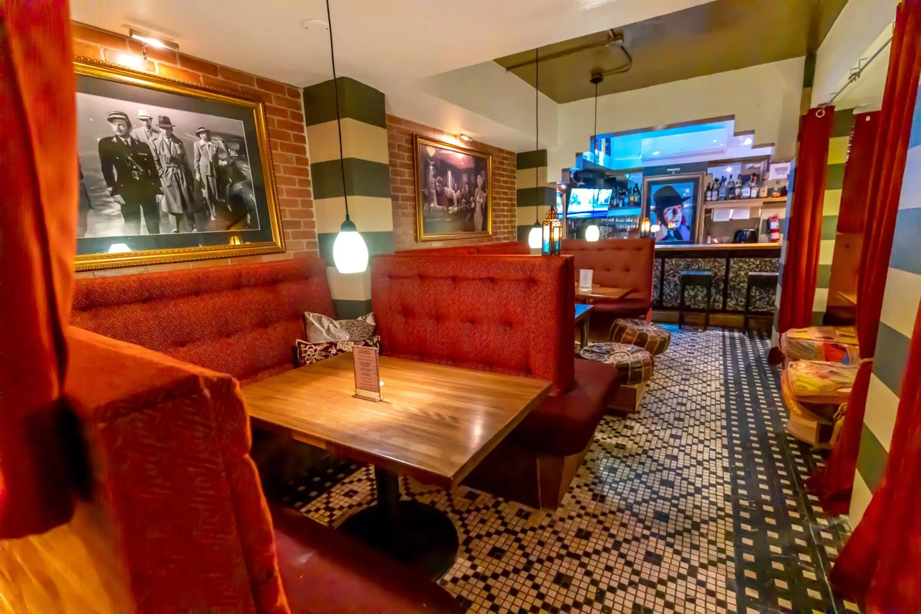 Lounge or bar in CasaBlanca Hotel