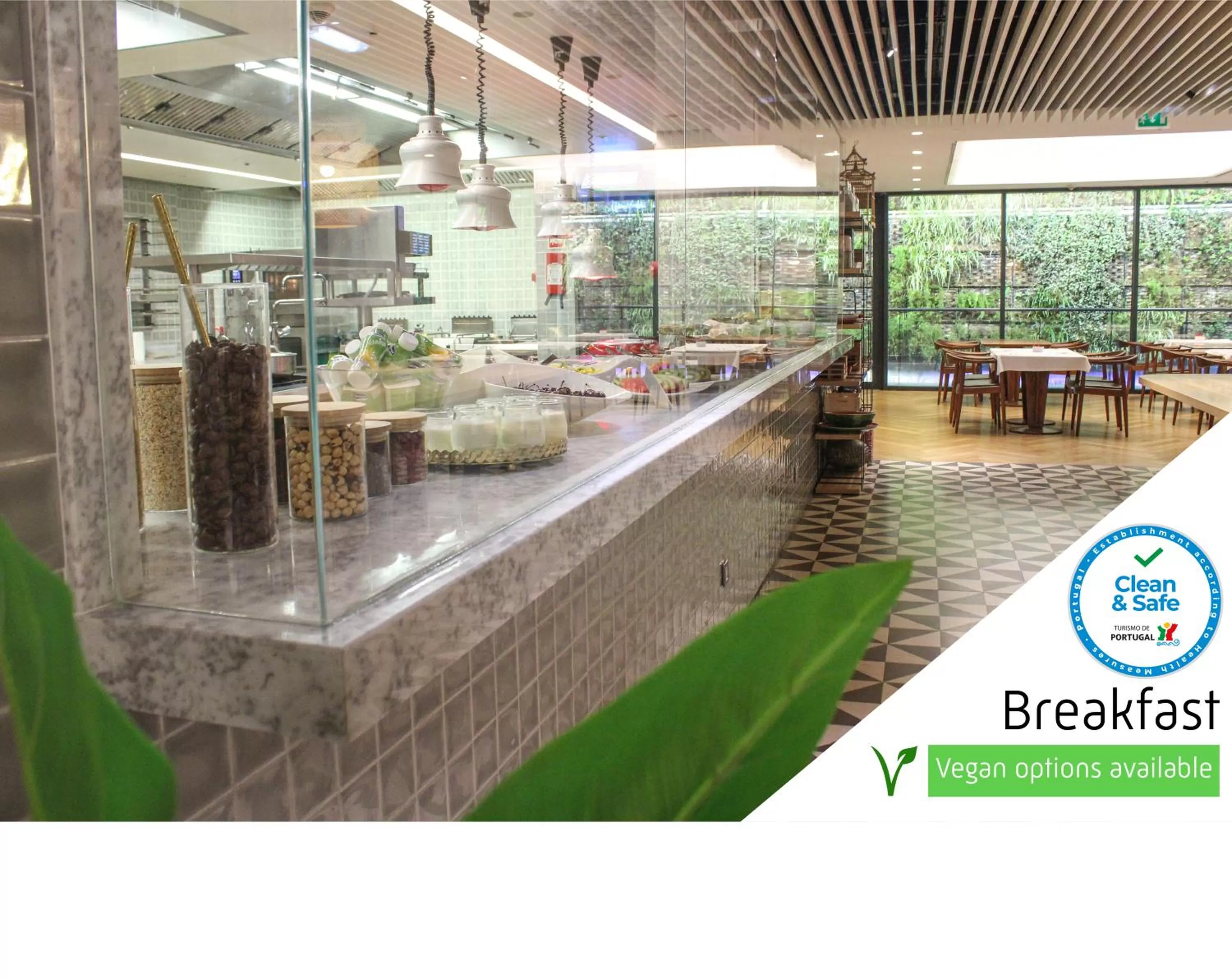 Restaurant/places to eat in Lux Lisboa Park