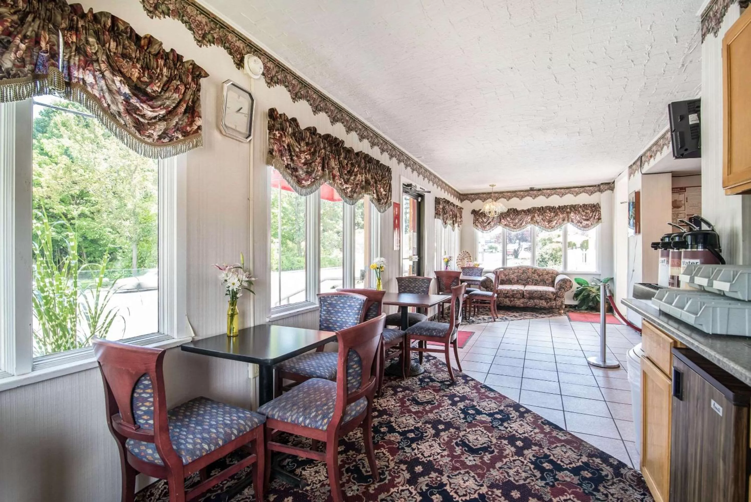Lobby or reception in Econo Lodge