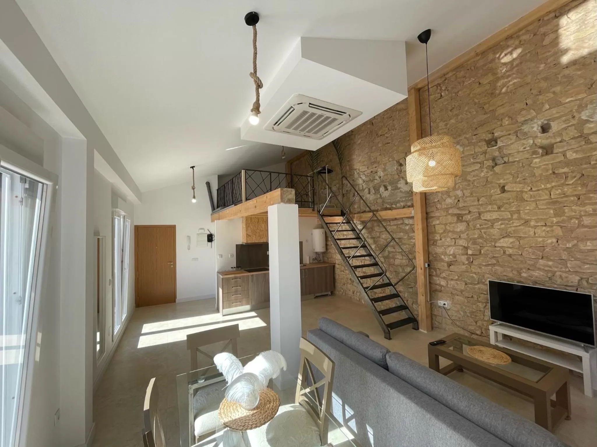 Kitchen or kitchenette in Soho Boho Apartments - with sunny rooftop terrace and fiber optic internet