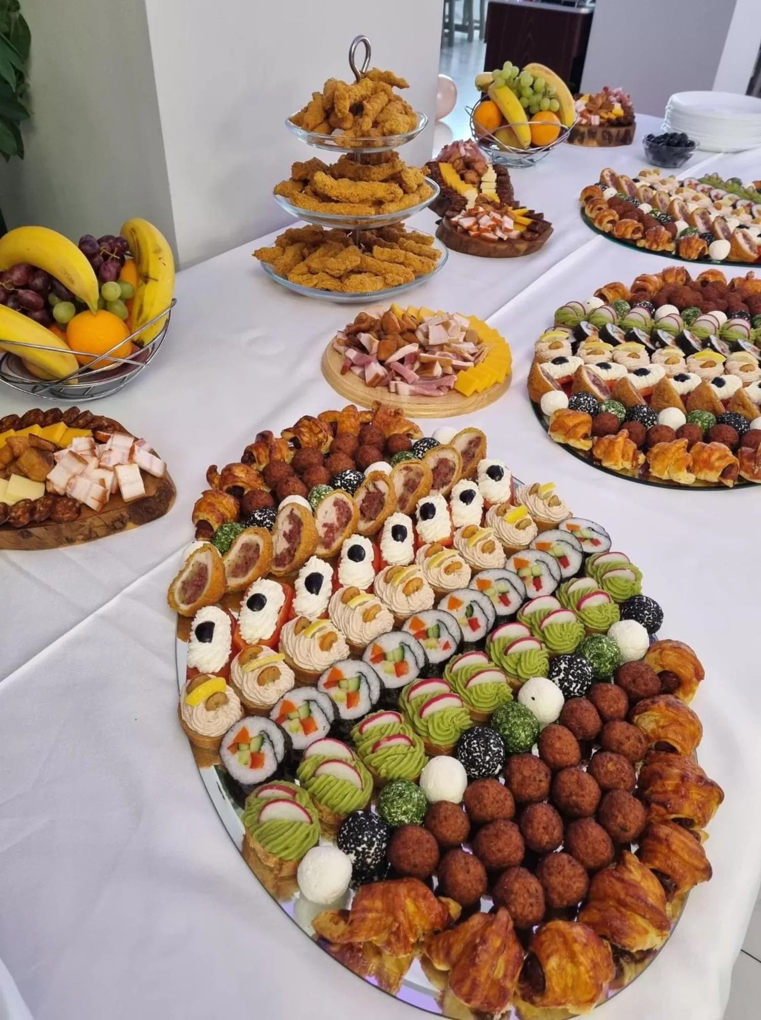 Food in Hotel Transit