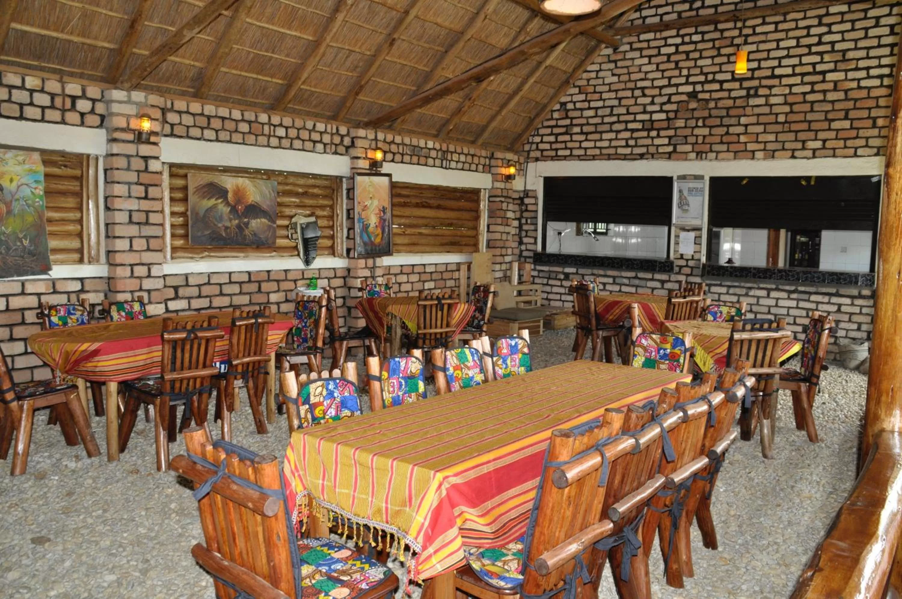 Restaurant/Places to Eat in Elite Backpackers Services