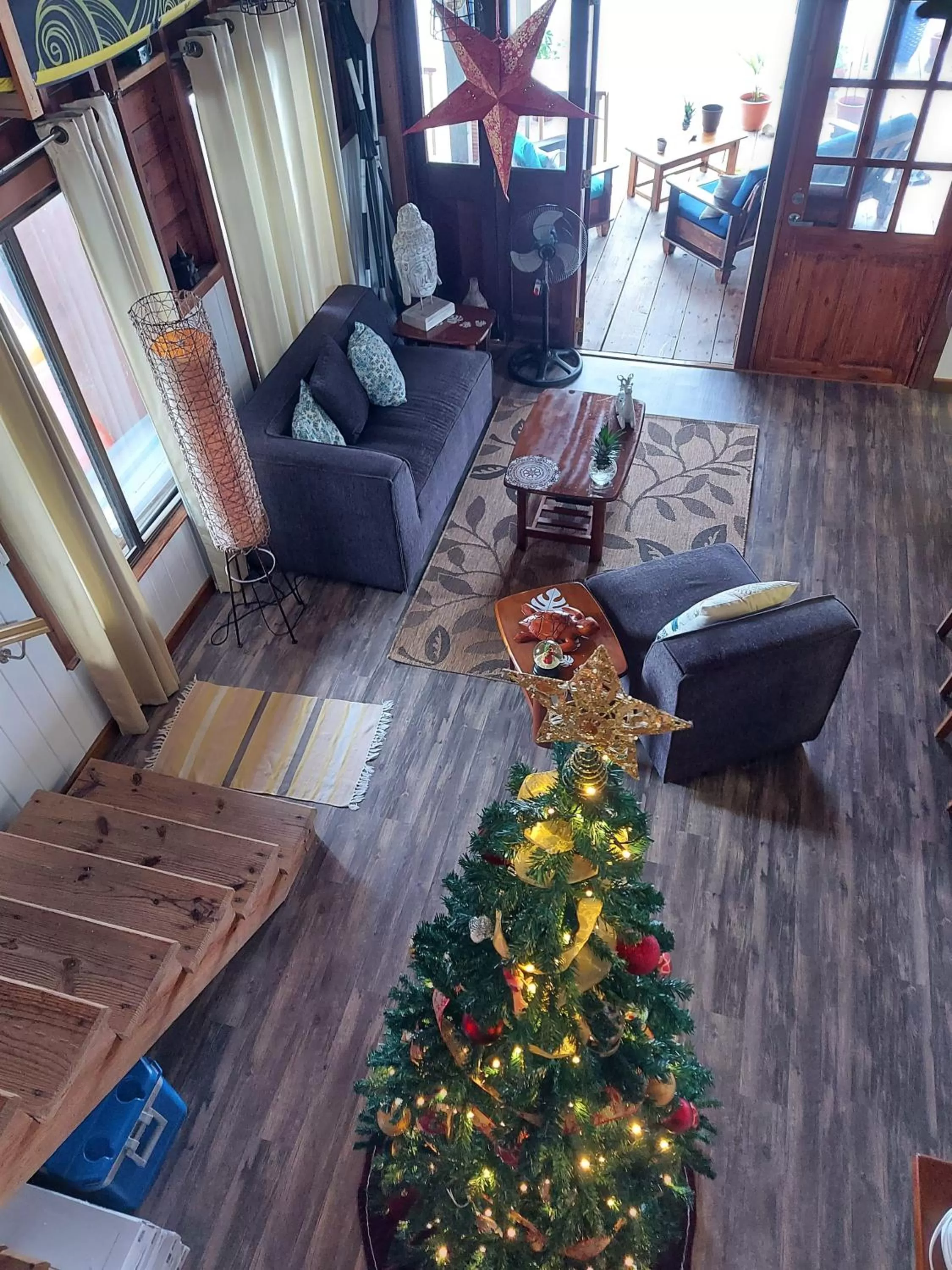 Seating Area in The Sunsetter Bed & Breakfast