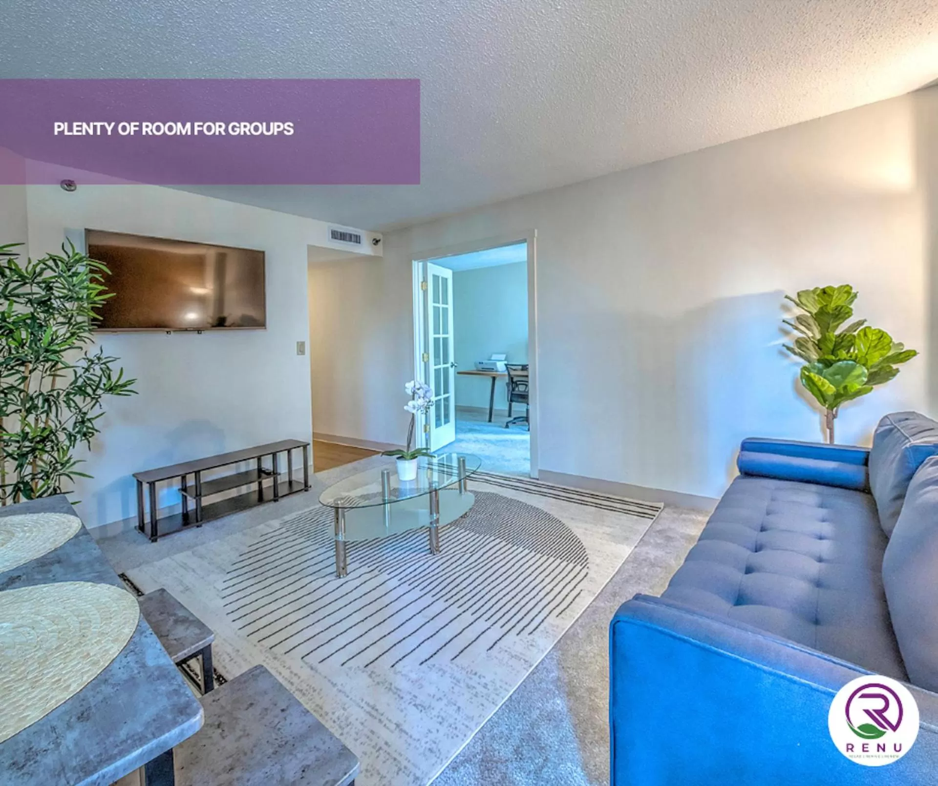 Living room, Swimming Pool in Renu At Back Bay