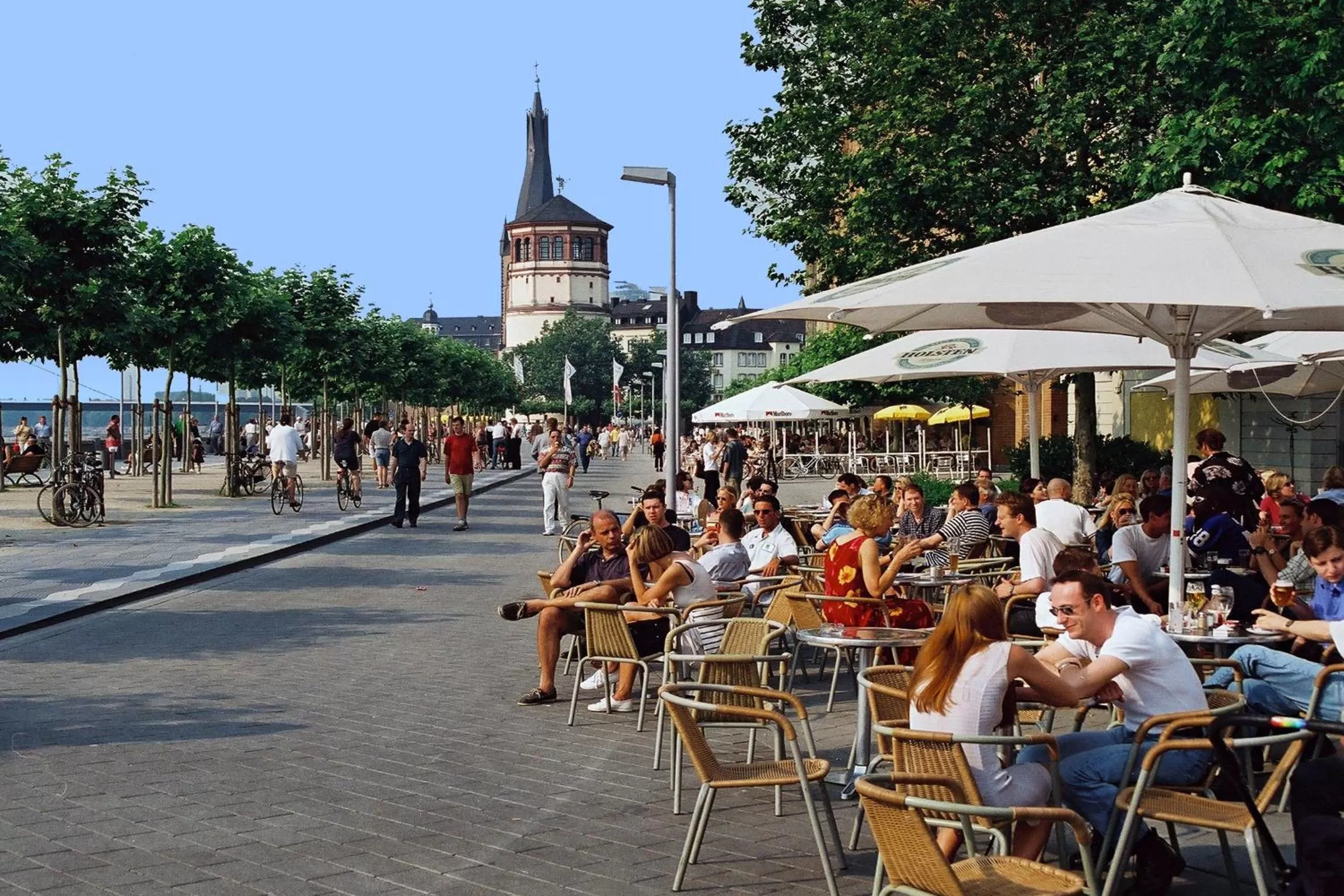 Area and facilities in Hotel National Düsseldorf (Superior)
