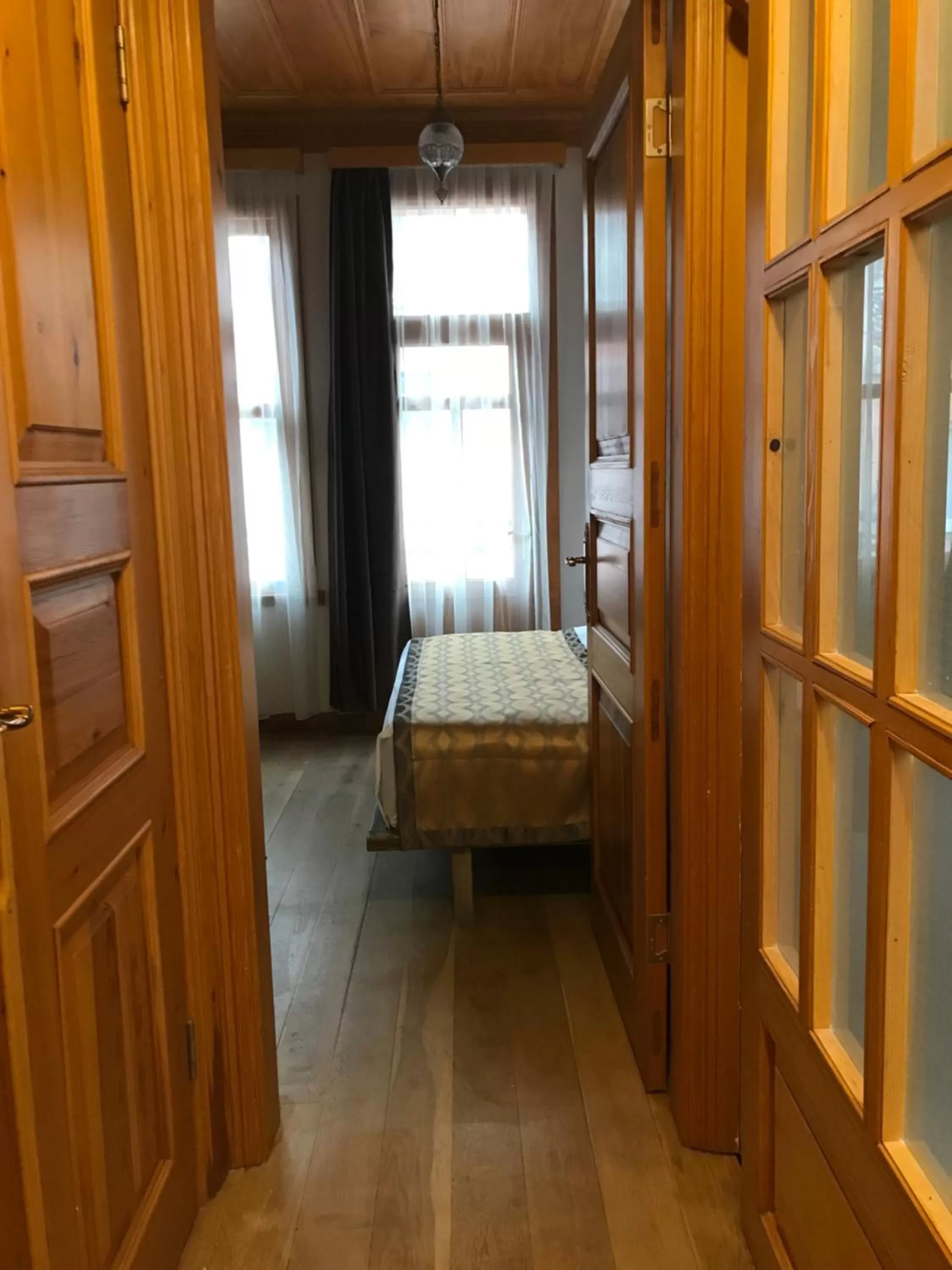 Bed in Green Mansion