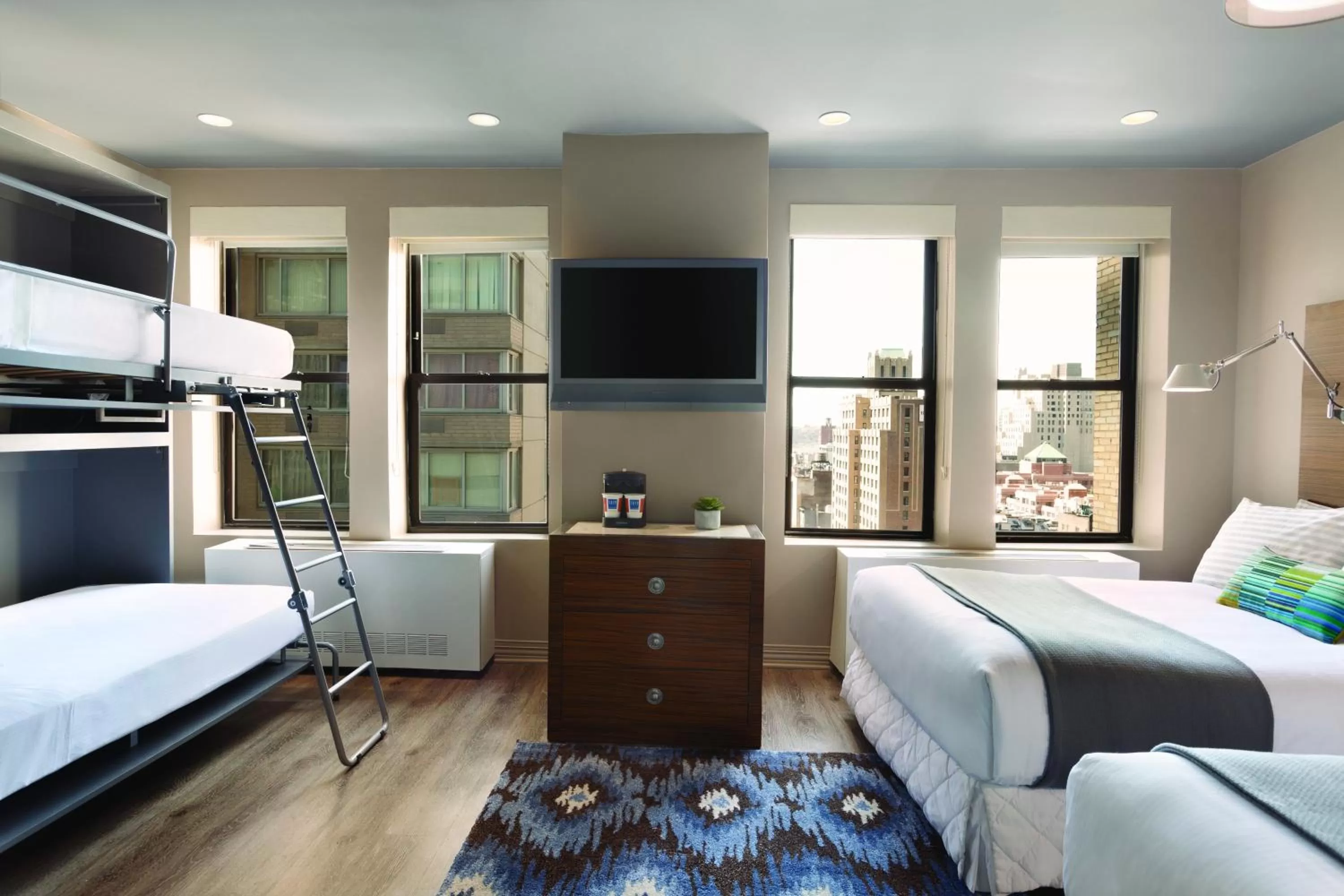 Day, Bed in The Gallivant Times Square