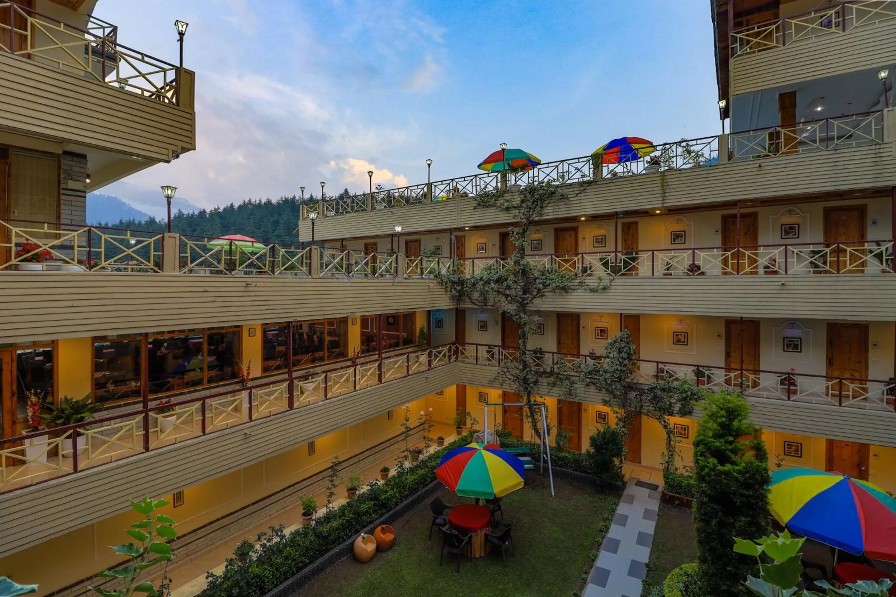 Snow Valley Resorts & Spa Manali