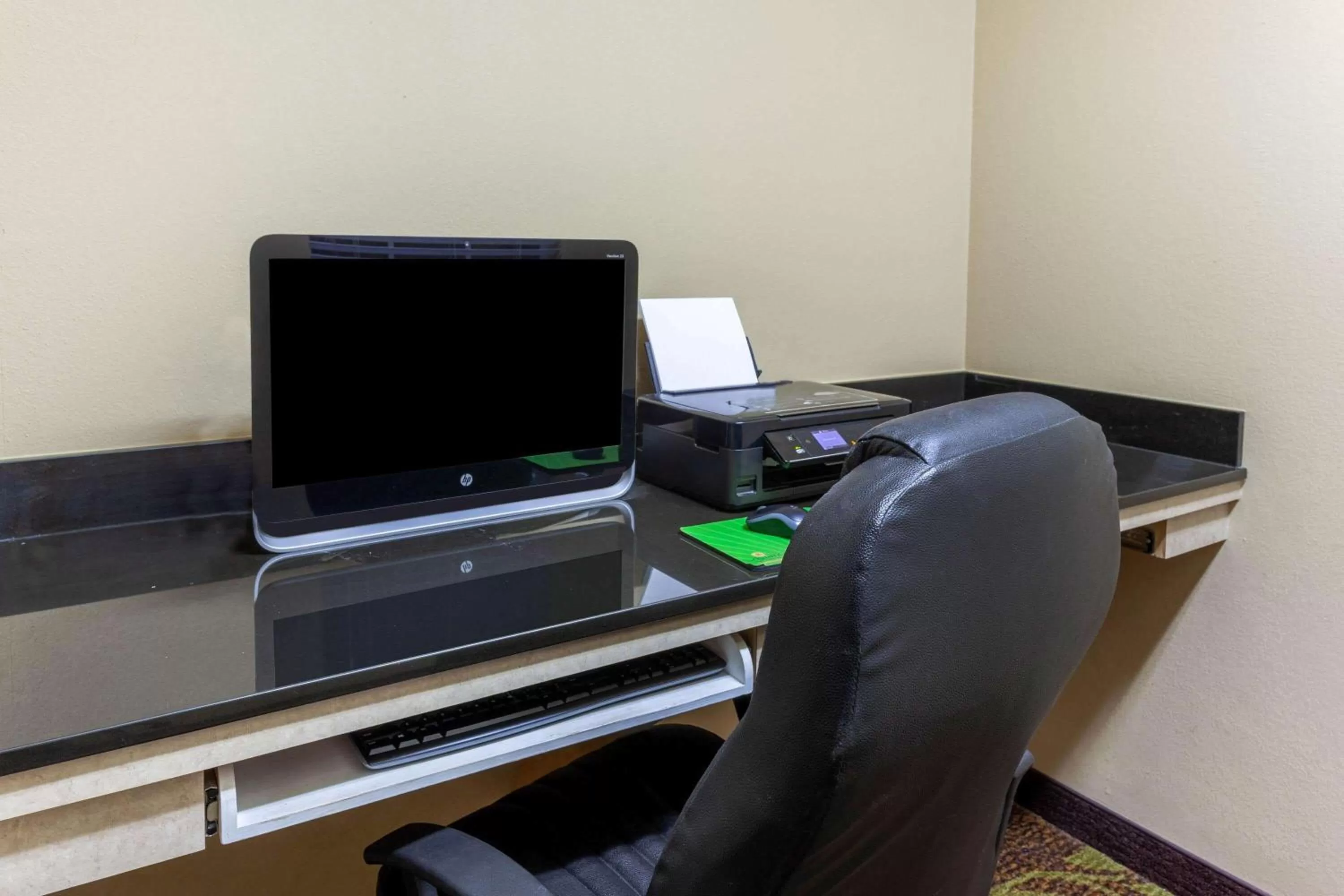 On site in La Quinta by Wyndham Seguin